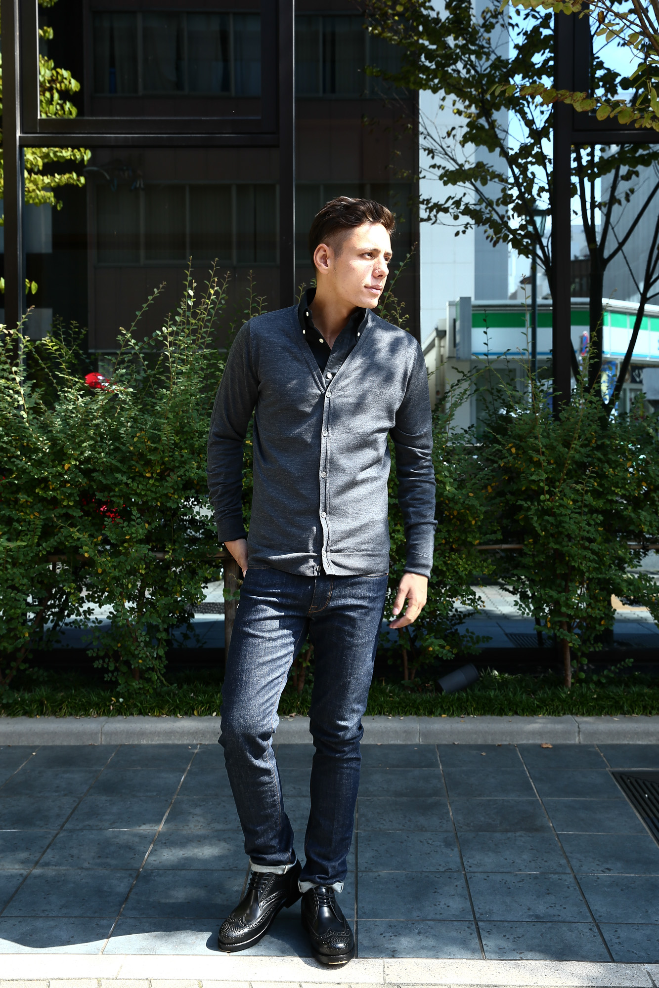 JOHN SMEDLEY ジョンスメドレー BRYN V NECK CARDIGAN EASY FIT