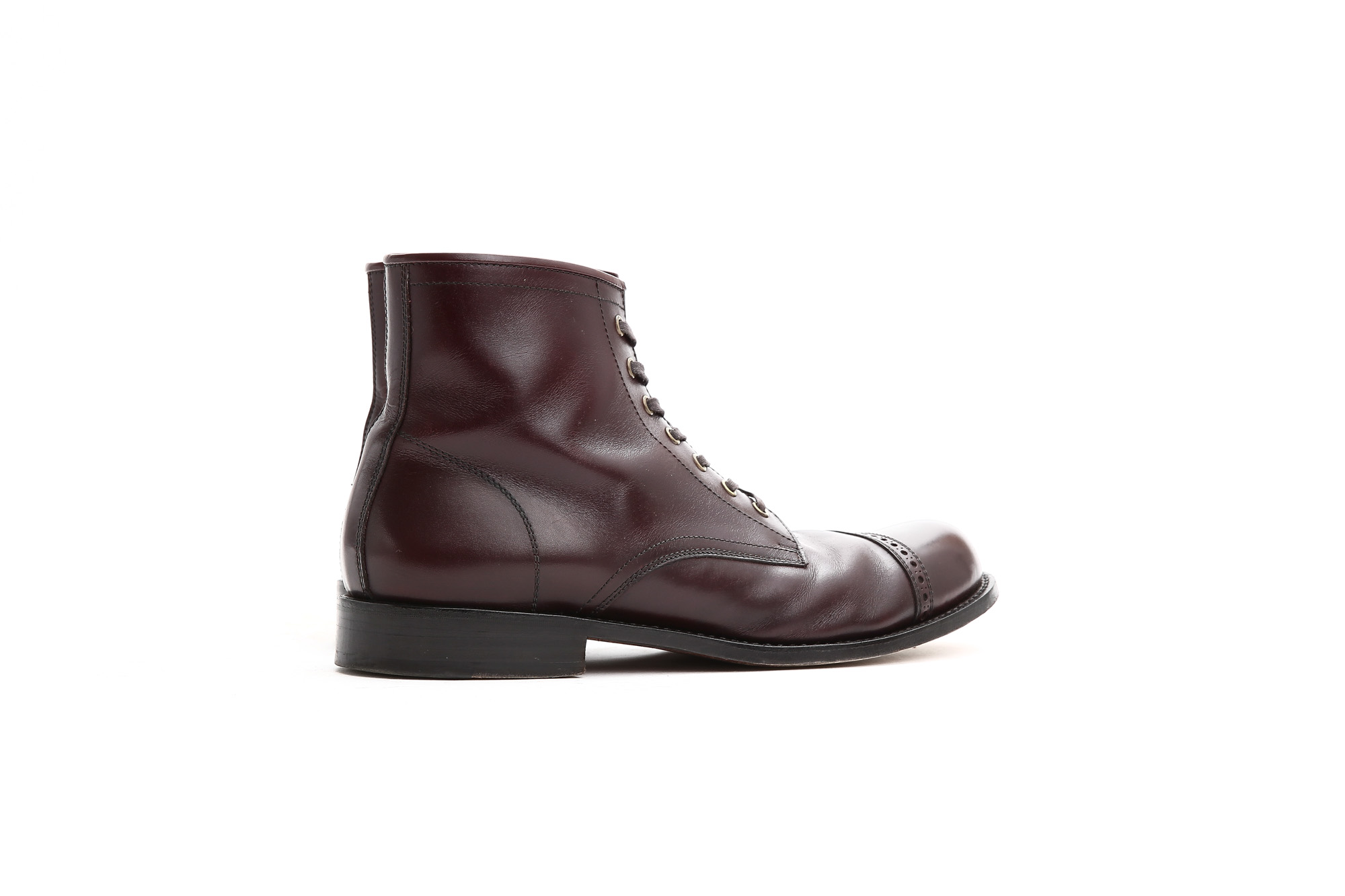 Cuervo (クエルボ) Romeo ロメオ Annonay Vocalou Calf アノネイ社 ボカルーカーフ Goodyear Welt Process グッドイヤーウェルト製法 Leather Sole レザーソール セミドレスブーツ レザーブーツ ドレスシューズ BURGUNDY (バーガンディー・WN) MADE IN JAPAN(日本製) 【1Week 着用 Staff 私物】Alto e Diritto アルト エ デリット 愛知 名古屋  ドレスシューズ レースアップシューズ 1週間着用