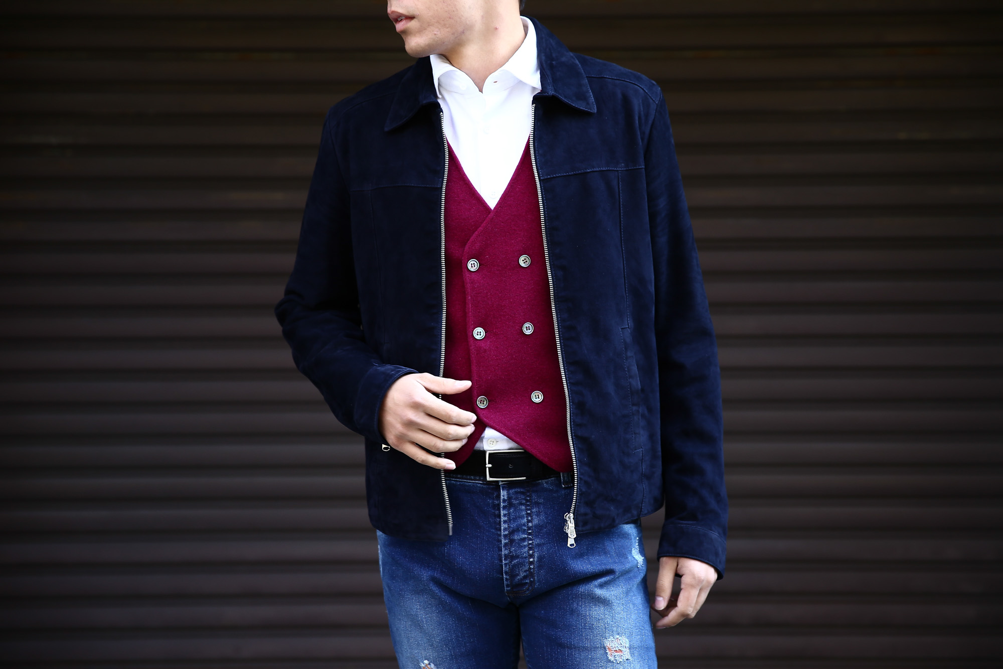 Radice  ラディーチェ 1008 Suede Leather Jacket スエードレザー Suede Lamb Nappa スエードラムナッパレザー SLIM FIT スリムフィット シングルレザージャケット NAVY (ネイビー) MADE IN ITALY(イタリア製) のコーディネートスタイル。愛知 名古屋 Alto e Diritto アルト エ デリット ラディーチェ レザージャケット 42,44,46,48,50,52,54