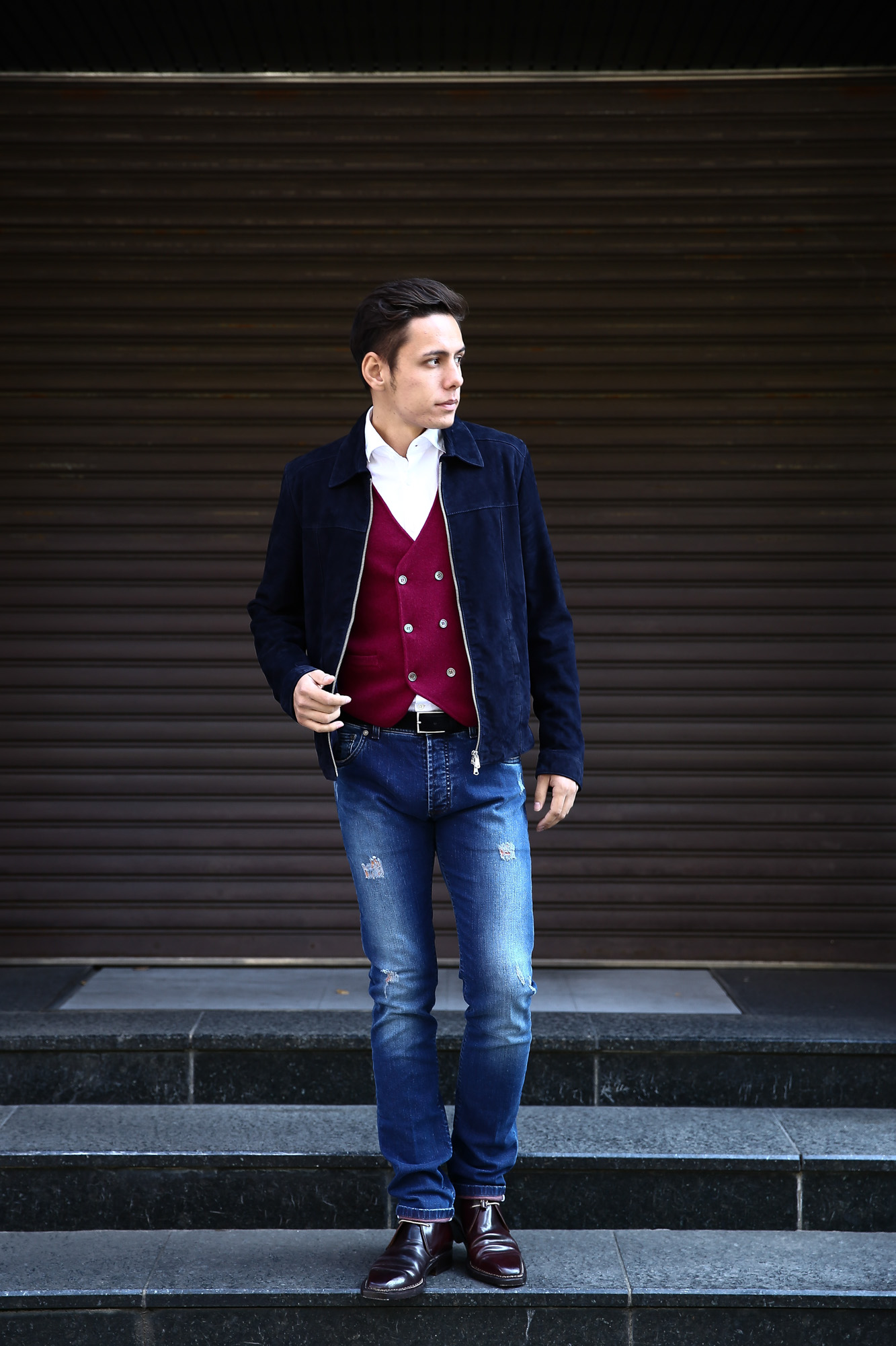 Radice  ラディーチェ 1008 Suede Leather Jacket スエードレザー Suede Lamb Nappa スエードラムナッパレザー SLIM FIT スリムフィット シングルレザージャケット NAVY (ネイビー) MADE IN ITALY(イタリア製) のコーディネートスタイル。愛知 名古屋 Alto e Diritto アルト エ デリット ラディーチェ レザージャケット 42,44,46,48,50,52,54