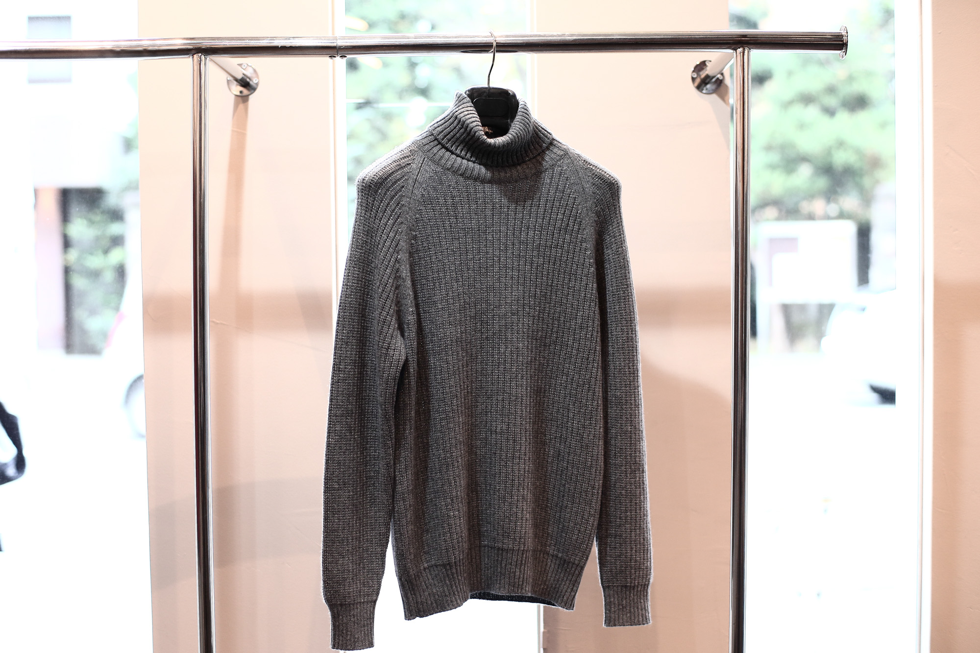 Settefili Cashmere / セッテフィーリ カシミア (2017 秋冬 プレ 展示会) セッテフィーリカシミア 愛知 名古屋 Alto e Diritto アルト エ デリット ニット カシミア ショールカラー カーディガン タートルネック ウルーネック Vネック イタリアカシミア100％ ローゲージ ケーブル編みニット