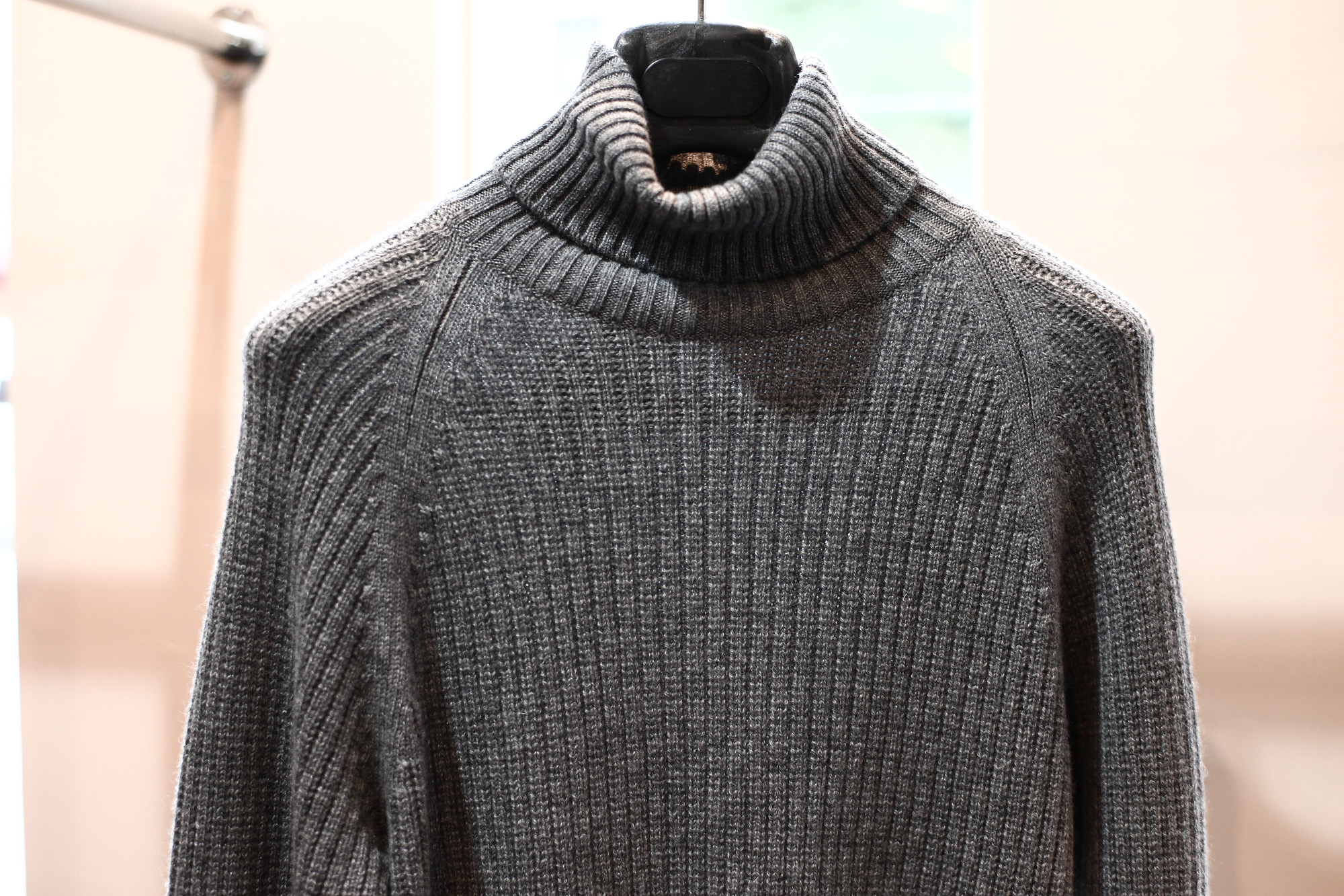 Settefili Cashmere / セッテフィーリ カシミア (2017 秋冬 プレ 展示会) セッテフィーリカシミア 愛知 名古屋 Alto e Diritto アルト エ デリット ニット カシミア ショールカラー カーディガン タートルネック ウルーネック Vネック イタリアカシミア100％ ローゲージ ケーブル編みニット