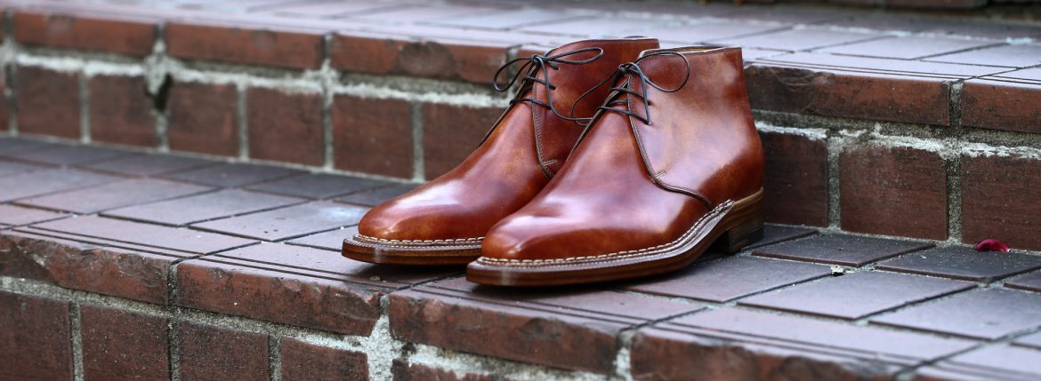 ENZO BONAFE (エンツォボナフェ) ART.3722 Chukka boots チャッカブーツ Bonaudo Museum Calf Leather ボナウド社 ミュージアムカーフレザー ノルベジェーゼ製法 レザーソール チャッカブーツ NEW GOLD (ニューゴールド) made in Italy(イタリア製) 2017 春夏新作 愛知 名古屋 ZODIAC ゾディアック エンツォボナフェ ボナフェ ベネチアンクリーム JOHN LOBB ジョンロブ CHURCH’S チャーチ JOSEPH CHEANEY ジョセフチーニー CORTHAY コルテ ALFRED SARGENT アルフレッドサージェント CROCKETT&JONES クロケットジョーンズ F.LLI GIACOMETTI フラテッリジャコメッティ ENZO BONAFE エンツォボナフェ BETTANIN&VENTURI ベッタニンヴェントゥーリ JALAN SRIWIJAYA ジャランスリウァヤ J.W.WESTON ジェイエムウエストン SANTONI サントーニ SERGIO ROSSI セルジオロッシ CARMINA カルミナ