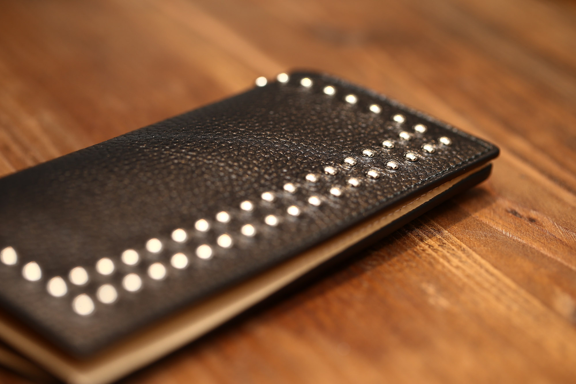 J&M DAVIDSON (ジェイアンドエムデヴィッドソン) STUDS WALLET スタッズ ウォレット 10081N GRAIN LEATHER グレインレザー 長財布 ウォレット BLACK (ブラック・999) Made in spain (スペイン製) 2017 春夏新作 JMDAVIDSON ジェイエムデヴィッドソン 財布 JETSET 愛知 名古屋 Alto e Diritto アルト エ デリット