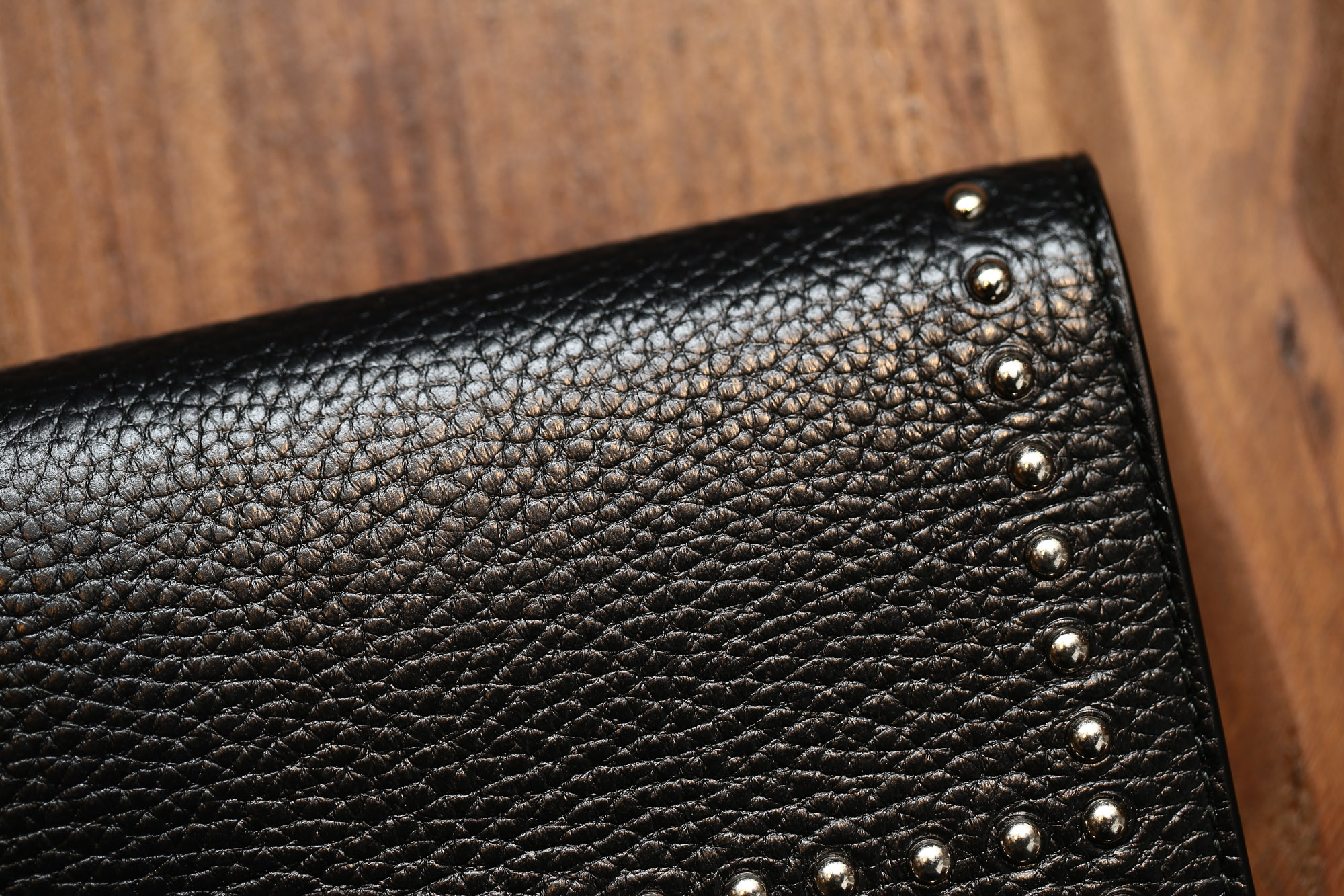 J&M DAVIDSON (ジェイアンドエムデヴィッドソン) STUDS WALLET スタッズ ウォレット 10081N GRAIN LEATHER グレインレザー 長財布 ウォレット BLACK (ブラック・999) Made in spain (スペイン製) 2017 春夏新作 JMDAVIDSON ジェイエムデヴィッドソン 財布 JETSET 愛知 名古屋 Alto e Diritto アルト エ デリット