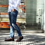 RICHARD J. BROWN (リチャード ジェイ ブラウン) TOKIO トウキョウ ボタンフライ ダメージ加工 テーパードシルエット ストレッチジーンズ デニムパンツ BLUE (ブルー・T41 W505) MADE IN ITALY (イタリア製) 2017 春夏新作のイメージ