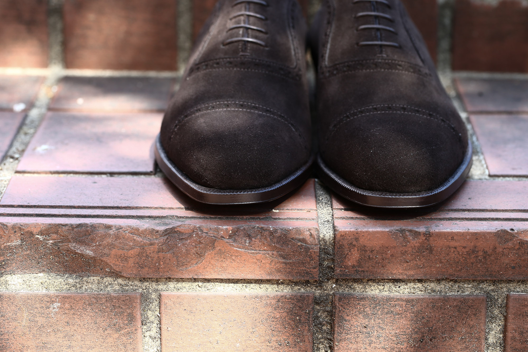 ENZO BONAFE (エンツォボナフェ) 【ART.3513】 Punched  Cap Toe Shoes パンチドトゥキャップシューズ Superbuck スーパーバック ドレスシューズ CAFE (カフェ) made in italy (イタリア製) 2017 春夏新作 愛知 名古屋 コラボレート ヒロシツボウチ 坪内浩 エンツォボナフェ ボナフェ ベネチアンクリーム JOHN LOBB ジョンロブ CHURCH’S チャーチ JOSEPH CHEANEY ジョセフチーニー CORTHAY コルテ ALFRED SARGENT アルフレッドサージェント CROCKETT&JONES クロケットジョーンズ F.LLI GIACOMETTI フラテッリジャコメッティ ENZO BONAFE エンツォボナフェ BETTANIN&VENTURI ベッタニンヴェントゥーリ JALAN SRIWIJAYA ジャランスリウァヤ J.W.WESTON ジェイエムウエストン SANTONI サントーニ SERGIO ROSSI セルジオロッシ CARMINA カルミナ