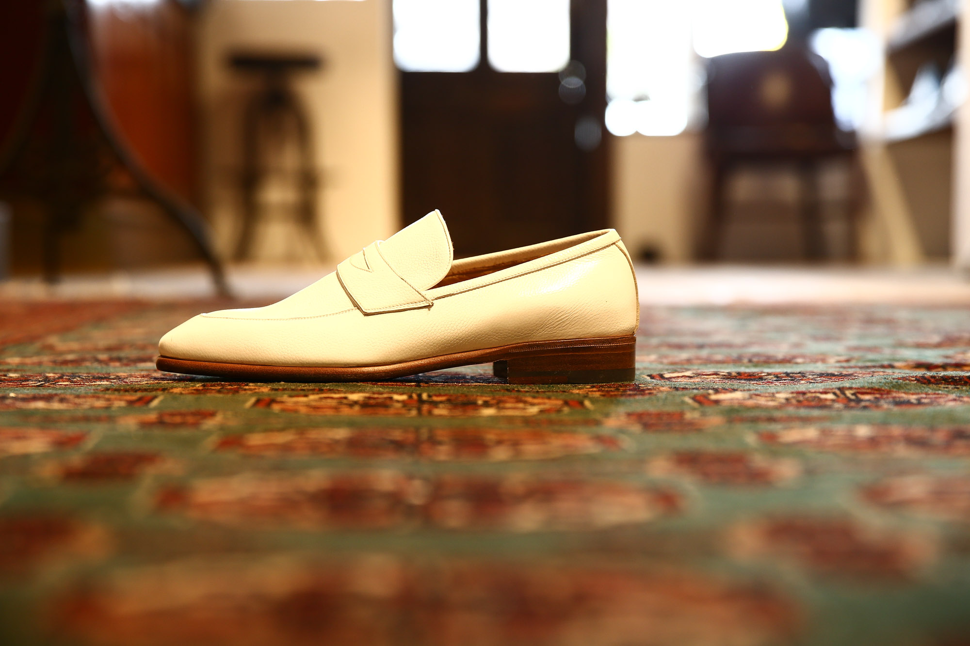 ENZO BONAFE (エンツォボナフェ) 【ART.EB-24】Penny Loafers ペニーローファー PETIT ZEBU ドレスシューズ BIANCO(ホワイト) made in italy (イタリア製)  春夏秋冬 新作 愛知 名古屋 enzobonafe コラボレート ヒロシツボウチ 坪内浩 エンツォボナフェ ボナフェ ベネチアンクリーム JOHN LOBB ジョンロブ CHURCH’S チャーチ JOSEPH CHEANEY ジョセフチーニー CORTHAY コルテ ALFRED SARGENT アルフレッドサージェント CROCKETTJONES クロケットジョーンズ F.LLI GIACOMETTI フラテッリジャコメッティ ENZO BONAFE エンツォボナフェ BETTANINVENTURI ベッタニンヴェントゥーリ JALAN SRIWIJAYA ジャランスリウァヤ J.W.WESTON ジェイエムウエストン SANTONI サントーニ SERGIO ROSSI セルジオロッシ CARMINA カルミナ