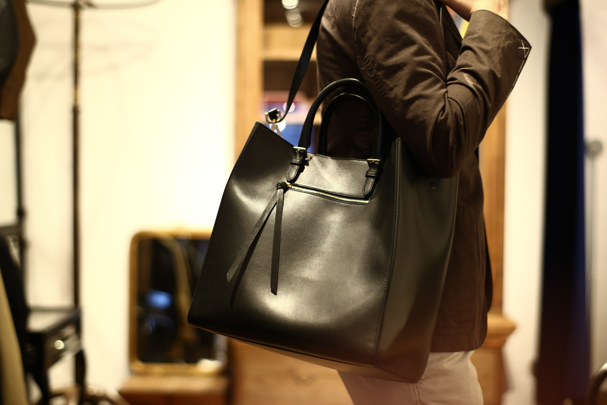 J&M DAVIDSON (ジェイアンドエムデヴィッドソン) 【OLIVIA TALL / オリヴィア トール】 1364 CALF LEATHER 1364 カーフレザー レザーバック レザートートバッグ BLACK (ブラック・999) Made in spain (スペイン製) 2017 春夏新作  愛知 名古屋 Alto e Diritto アルト エ デリット jmdavidson ジェイエムデヴィッドソン oliviatall オリヴィアトール