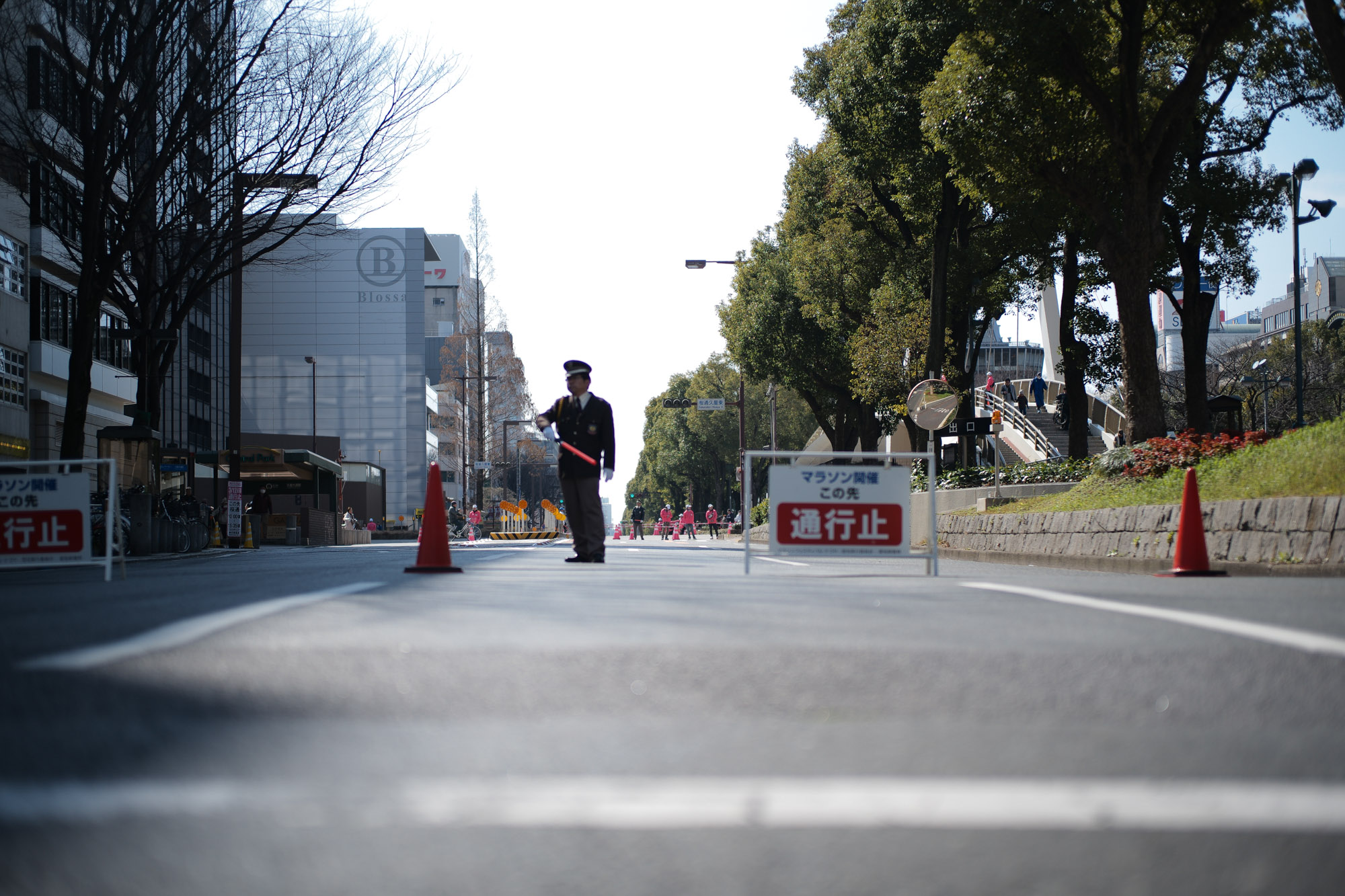 2017.3/06-3/12  ///【LEICA M10 + SUMMILUX-M F1.4/50mm ASPH】 ライカM10 leicam10 ライカ leica 愛知 名古屋 東区泉 角まる 味噌煮込み ライカ松坂屋名古屋店 AUDI A5 アウディa5 ミニチュアダックスフンド 空 そら ENZOBONAFE エンツォボナフェ ペルシャ絨毯 タクシー MKタクシー 納谷橋 HILTON ヒルトン ランチ ホテル テレビ塔 スターバックス三井住友銀行名古屋ビル店 スタバ 名古屋ウィメンズマラソン2017 ウィメンズマラソン 交通規制 ヘリコプター Saucisses ソーシーズ ハンバーガー サンドウィッチ ホットドック Alto e Diritto アルト エ デリット ALESSANDRO GHERARDI アレッサンドロゲラルディ リネン デニム ストライプ オックスフォード シャツ