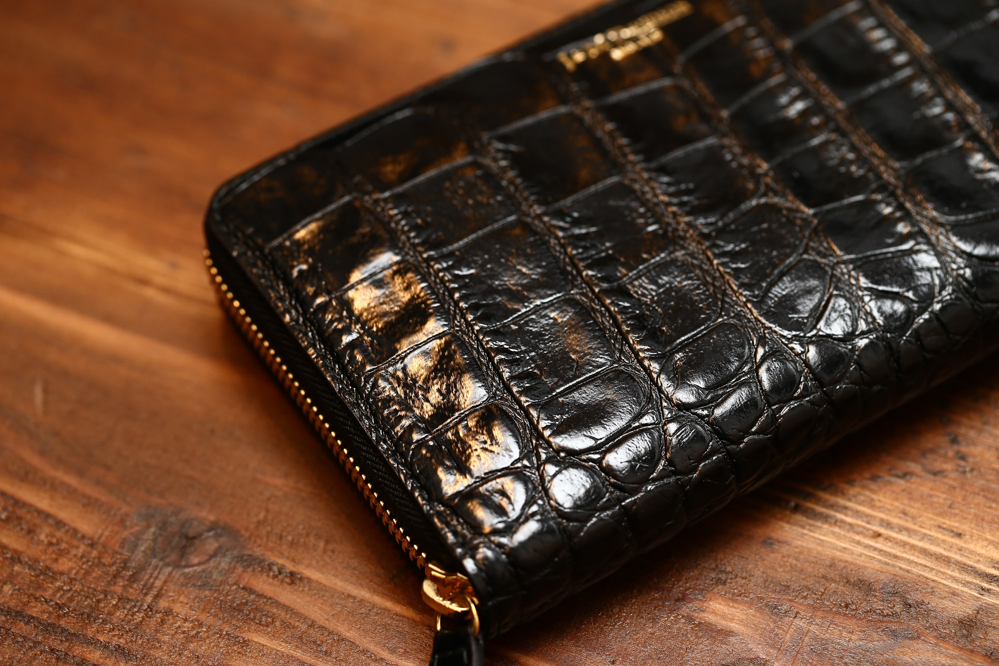 J&M DAVIDSON (ジェイアンドエムデヴィッドソン) L ZIP WALLET (L ジップ　ウォレット) 10011 MOCK CROC (クロコダイル型押し) 長財布 ウォレット BLACK (ブラック・999) Made in spain (スペイン製) 2017 春夏新作 愛知 名古屋 Alto e Diritto アルト エ デリットjmdavidson ジェイエムデヴォッドソン 