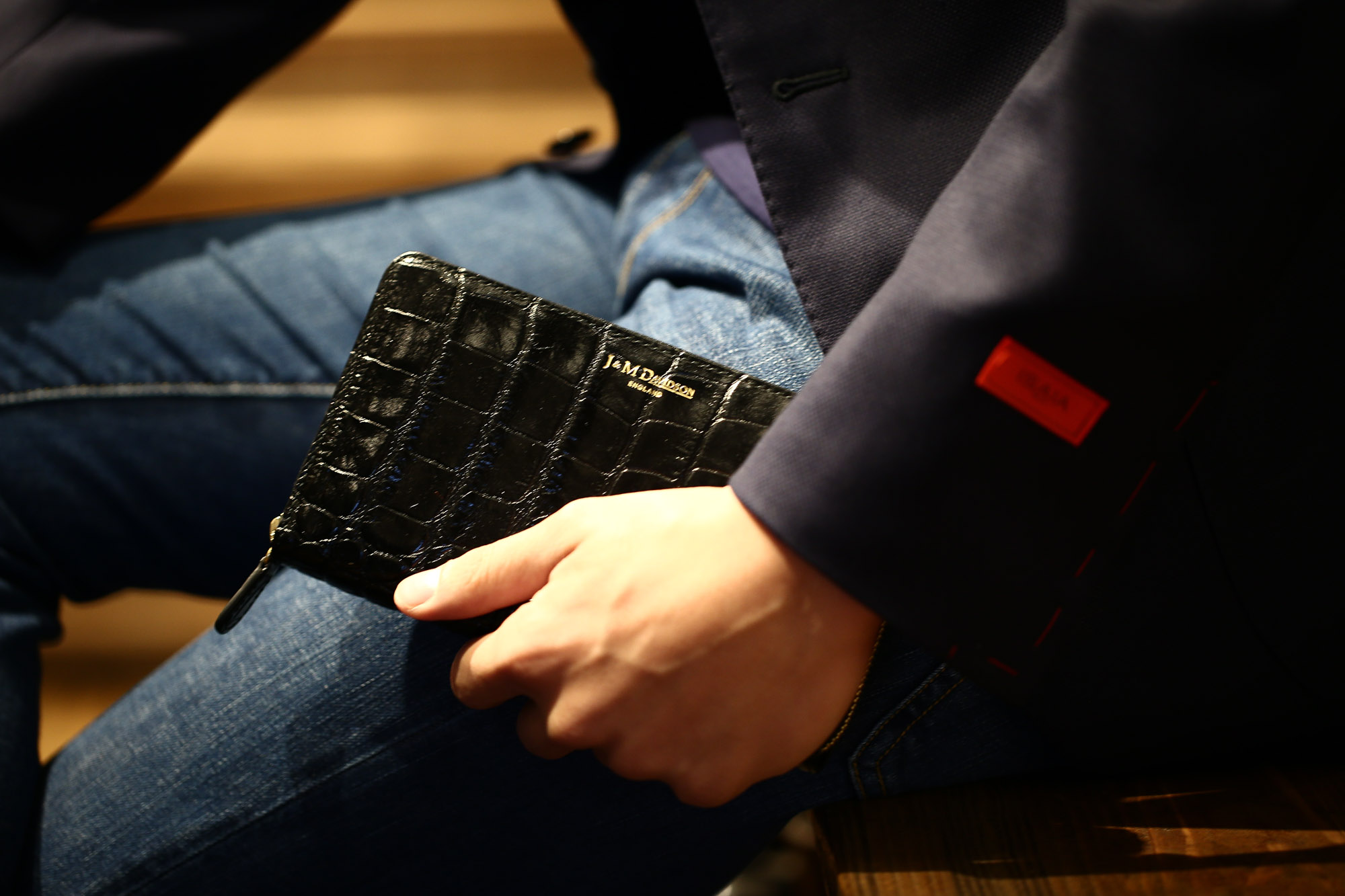 【J&M DAVIDSON / ジェイアンドエムデヴィッドソン】 L ZIP WALLET (L ジップ　ウォレット) 10011 MOCK CROC (クロコダイル型押し) 長財布 ウォレット BLACK (ブラック・999) Made in spain (スペイン製) 2017 春夏新作　春夏新作 愛知 名古屋 Alto e Diritto アルト エ デリットjmdavidson ジェイエムデヴォッドソン