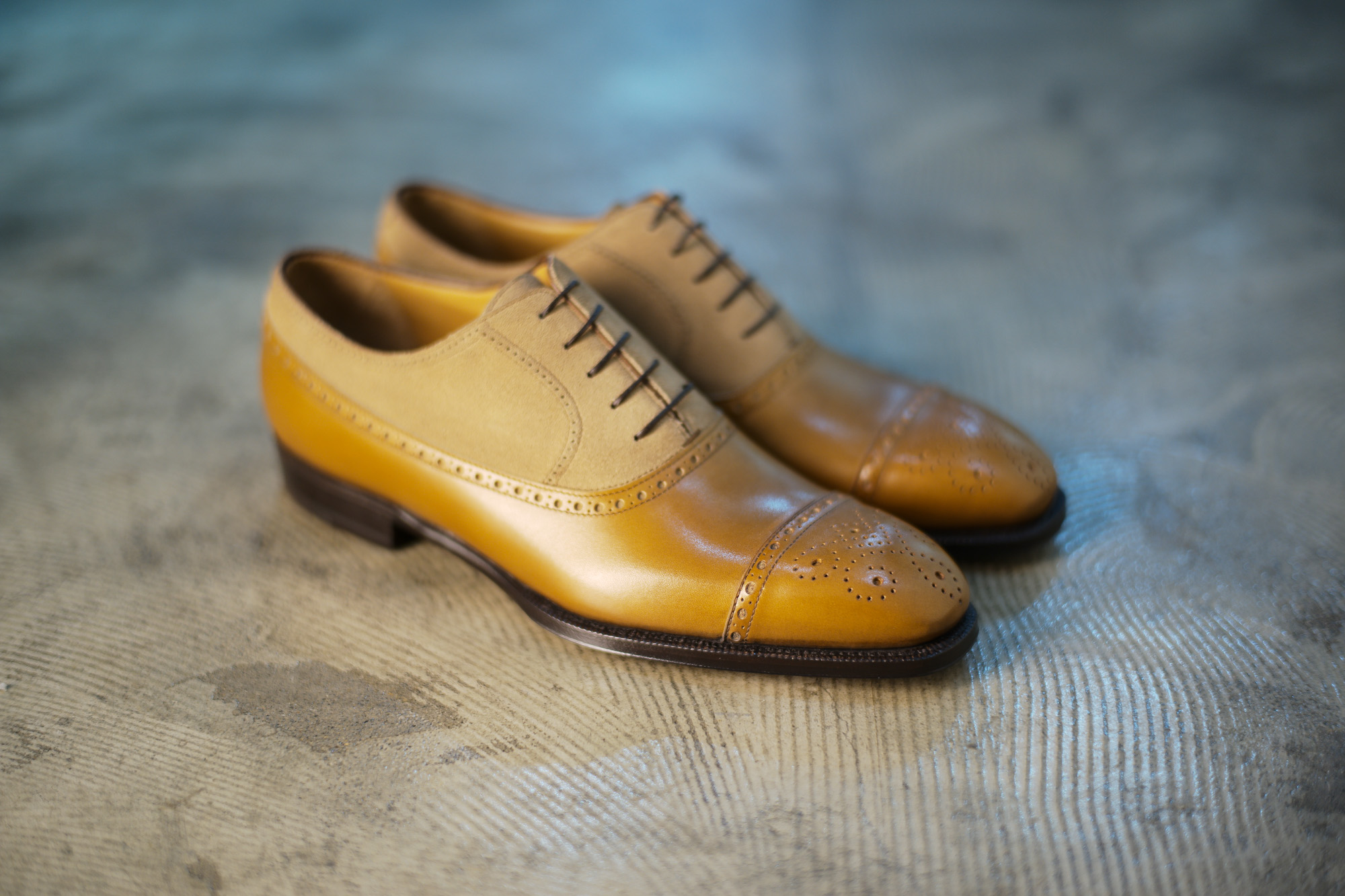 ENZO BONAFE(エンツォボナフェ) 【ART.EB-32】Punched Cap Toe 2tone Shoes パンチドトゥキャップ2トーンシューズ  ANILVEAU SUPERBUCK ドレスシューズ #60183×MILKSHAKE (ゴールド×ミルクシェーキ) made in italy (イタリア製) 2018年 春夏新作 enzobonafe エンツォボナフェ 愛知 名古屋 Alto e Diritto アルト エ デリット 2018年新作モデル 日本企画 木型