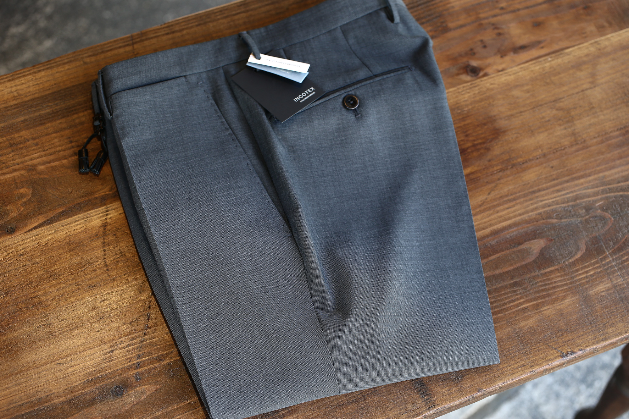 INCOTEX (インコテックス) 1NT035 SLIM FIT(スリムフィット) Y.D.SUPER 120’S TECHNOWOOL TROPICAL 撥水トロピカルウール スラックス MEDIUM GRAY (ミディアムグレー・920) 2017 春夏新作 愛知 名古屋 Alto e Diritto アルト エ デリット incotex インコテックス 42,44,46,48,50,52,54,56