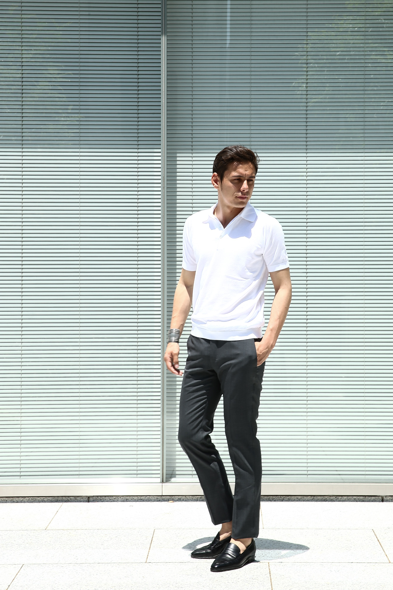 JOHN SMEDLEY (ジョンスメドレー) S3798 Polo Shirt SEA ISLAND COTTON (シーアイランドコットン) ポロシャツ WHITE (ホワイト) Made in England (イギリス製) 2017 春夏新作 のコーディネートスタイル。愛知 名古屋 Alto e Diritto アルト エ デリット johnsmedley poloshirts ポロシャツ シーアイランド ジョンスメ スメドレー