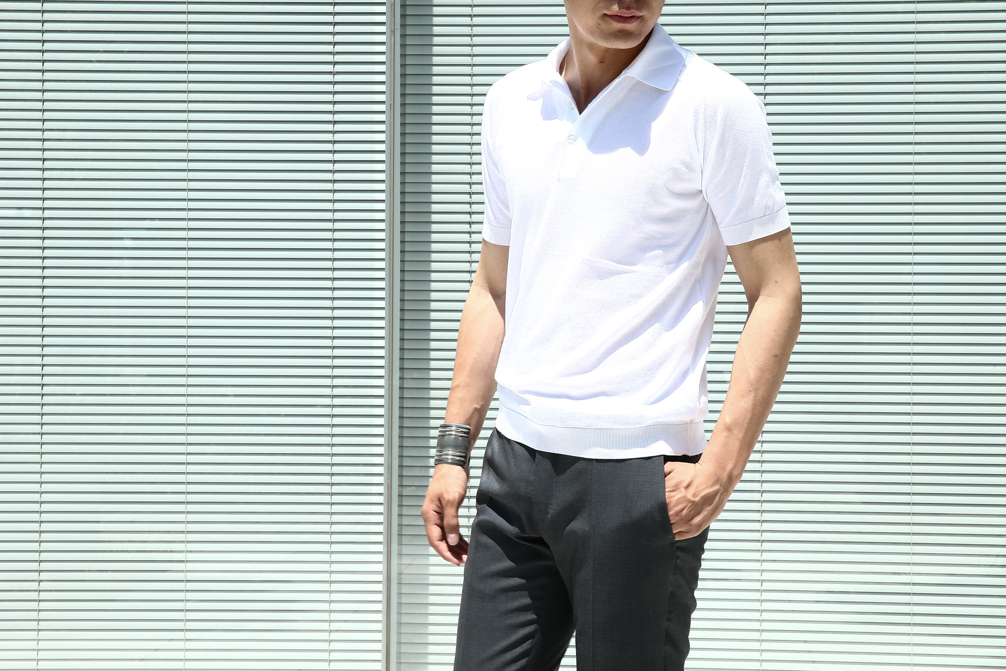 JOHN SMEDLEY (ジョンスメドレー) S3798 Polo Shirt SEA ISLAND COTTON (シーアイランドコットン) ポロシャツ WHITE (ホワイト) Made in England (イギリス製) 2017 春夏新作 のコーディネートスタイル。愛知 名古屋 Alto e Diritto アルト エ デリット johnsmedley poloshirts ポロシャツ シーアイランド ジョンスメ スメドレー