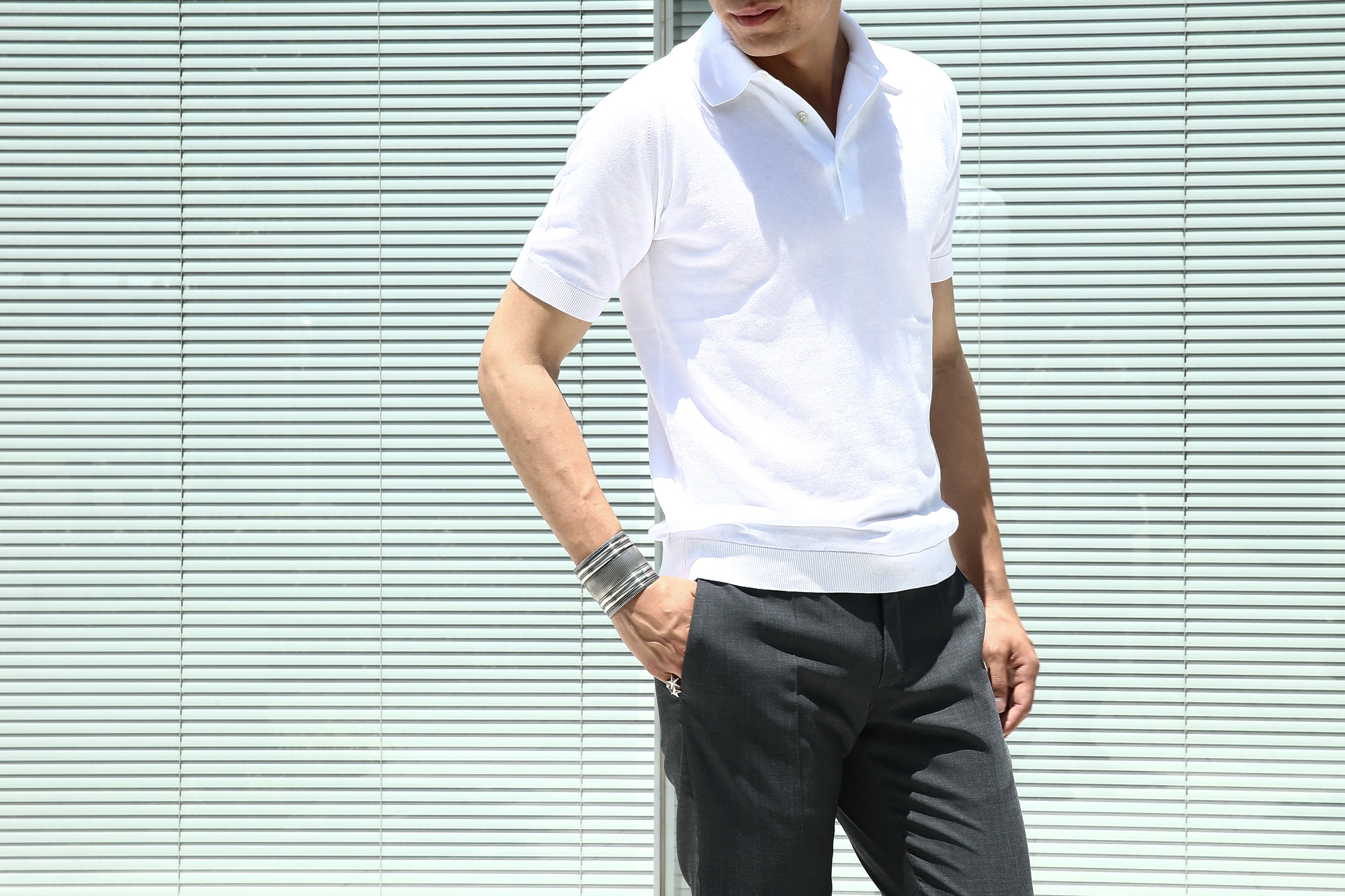 JOHN SMEDLEY (ジョンスメドレー) S3798 Polo Shirt SEA ISLAND COTTON (シーアイランドコットン) ポロシャツ WHITE (ホワイト) Made in England (イギリス製) 2017 春夏新作 のコーディネートスタイル。愛知 名古屋 Alto e Diritto アルト エ デリット johnsmedley poloshirts ポロシャツ シーアイランド ジョンスメ スメドレー