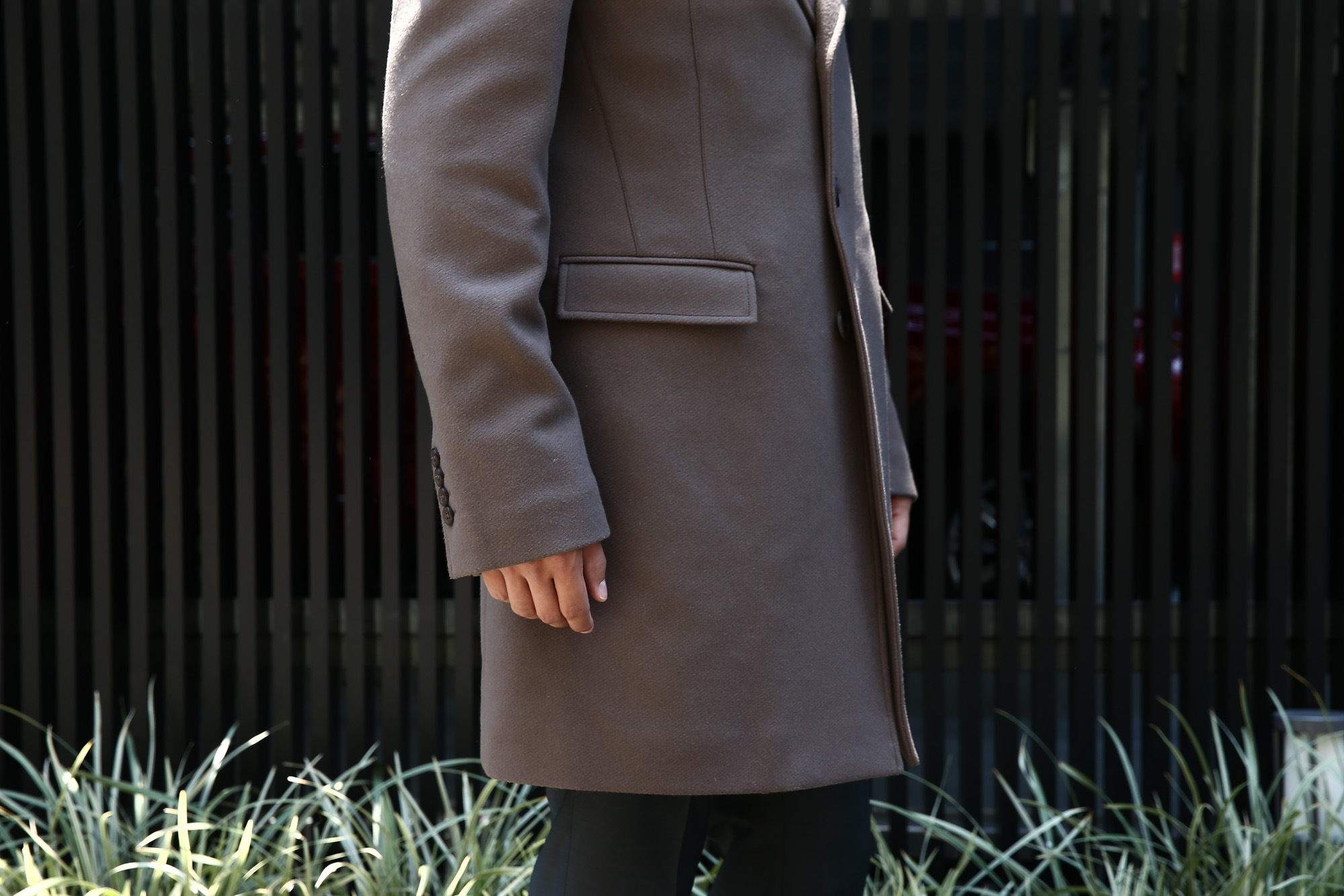 HERNO(ヘルノ) CA0045U Chester coat チェスターコート LANA DIAGONALE NYLON ULTRALIGHT 中綿入り ウールチェスターコート LIGHT BROWN (ライトブラウン・2700) Made in italy (イタリア製) 2017 秋冬 のコーディネートスタイル。愛知 名古屋 Alto e Diritto アルト エ デリット herno ヘルノ ダウンコート ビジネススタイル