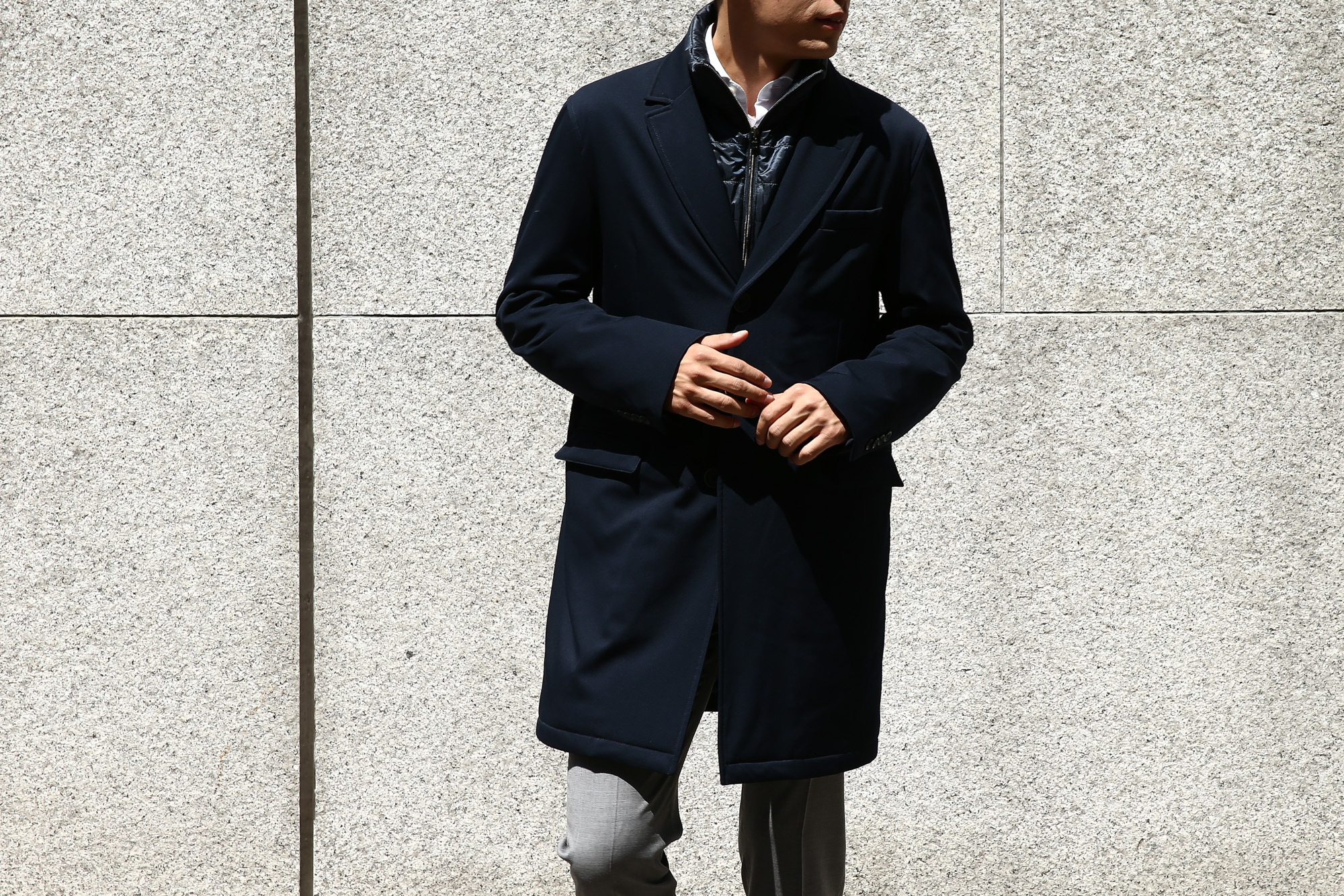 HERNO(ヘルノ) CA0057U Chester coat チェスターコート LoroPiana ロロピアーナ STORM SYSTEM WOOL HERNO TECH 中綿入り ウール チェスターコート NAVY (ネイビー・9290) Made in italy (イタリア製) 2017 秋冬 のコーディネートスタイル。愛知 名古屋 Alto e Diritto アルト エ デリット herno ヘルノ ダウンコート ビジネススタイル