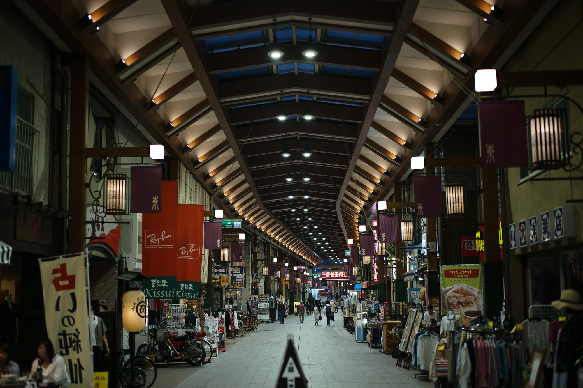 2017.6/19-6/25  ///【LEICA M10 + SUMMILUX-M F1.4/50mm ASPH】 作例 ブログ ライカM10 写真 leicam10 ライカ leica 愛知 名古屋 ズミルックス summilux ヨツワヤ julianboots pantofoladoro つばめ great 社長 ladygaga 薔薇 bandtee leatherjacket エンジニアブーツ 大須 仁王門通り osu ポンジュース enzobonafe エンツォボナフェ m1400be newbalance vaguewatch ボナフェ72足 革サンプル オロナミンシー zodiac アンティークドア ローファー タッセルローファー ウィングチップ シングルモンクストラップ ダブルモンクストラップ プレーントゥー ボタンアップ パンチドトゥキャップ エキゾチックレザー リザード