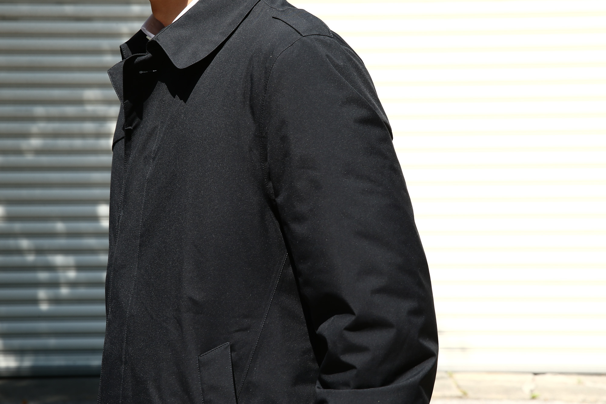 【HERNO / ヘルノ】 PI077UL LAMINAR Belted coat (ラミナー ベルテッドコート) GORE-TEX (ゴアテックス) 完全防水 ステンカラー シングル ベルテッドコート BLACK (ブラック・9300) 2017 秋冬 愛知 名古屋 herno ヘルノ ダウンコート 42,44,46,48,50,52,54