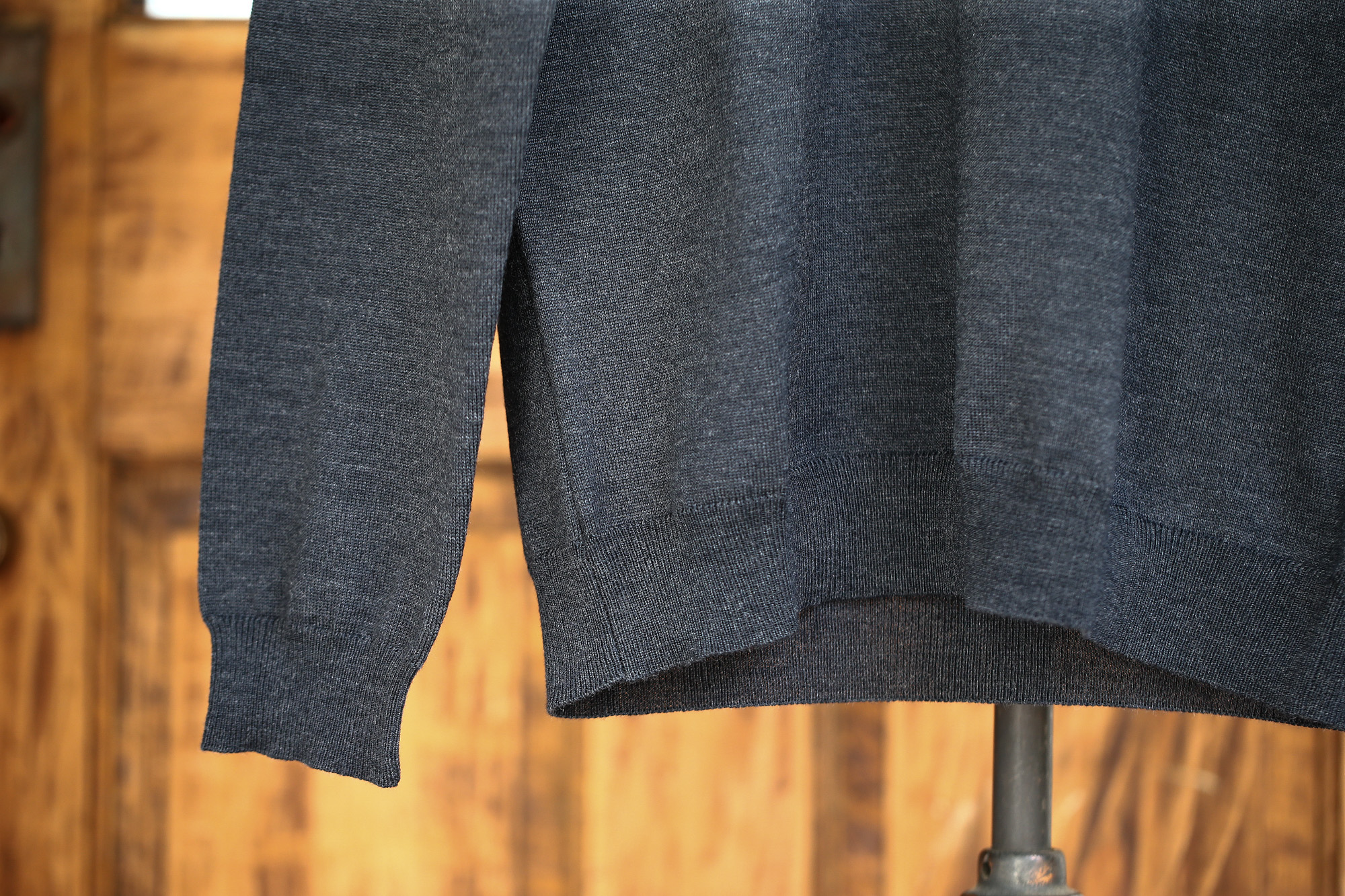 ZANONE (ザノーネ) Turtle Neck Sweater タートルネックセーター VIRGIN WOOL 100% ヴァージンウール100% ハイゲージウールニットセーター CHARCOAL (チャコール・Z0006) made in italy (イタリア製) 2017 秋冬新作 zanone ザノーネ タートルネック 愛知 名古屋 Alto e Diritto アルト エ デリット タートル