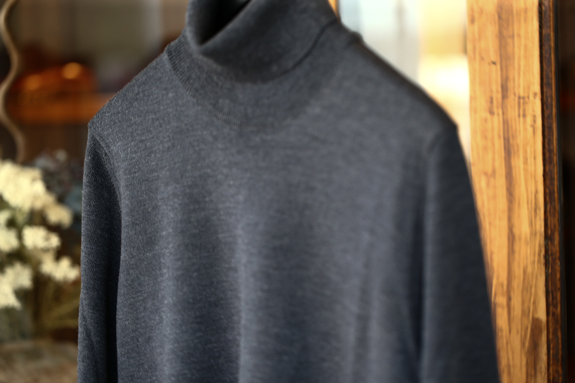 ZANONE (ザノーネ) Turtle Neck Sweater タートルネックセーター VIRGIN WOOL 100% ヴァージンウール100% ハイゲージウールニットセーター CHARCOAL (チャコール・Z0006) made in italy (イタリア製) 2017 秋冬新作 zanone ザノーネ タートルネック 愛知 名古屋 Alto e Diritto アルト エ デリット タートル