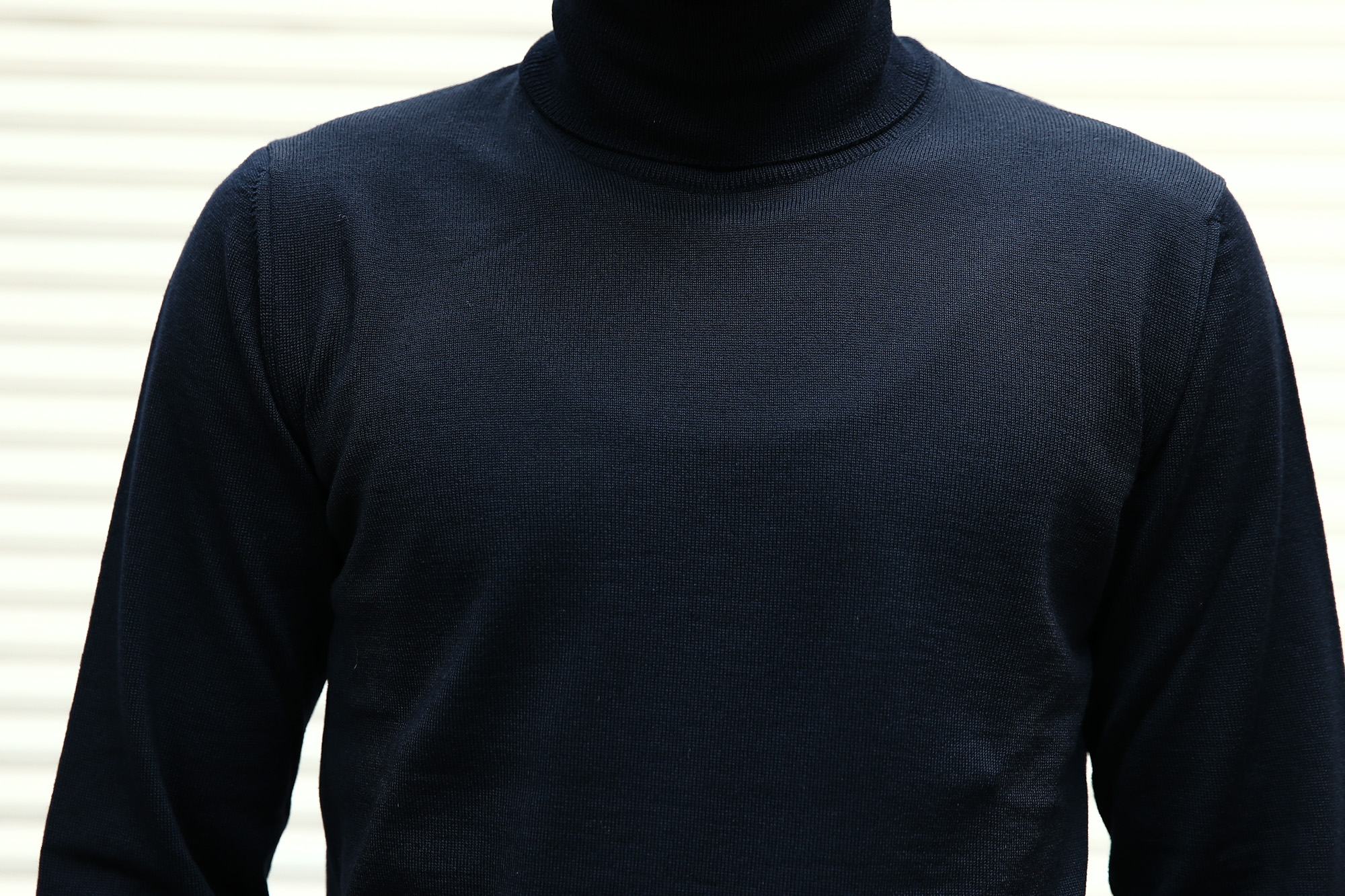 【ZANONE / ザノーネ】 Turtle Neck Sweater タートルネックセーター VIRGIN WOOL 100% ヴァージンウール100% ハイゲージウールニットセーター NAVY (ネイビー・Z1375) made in italy (イタリア製) 2017 秋冬新作 made in italy (イタリア製) 2017 秋冬新作 zanone ザノーネ タートルネック 愛知 名古屋 Alto e Diritto アルト エ デリット タートル