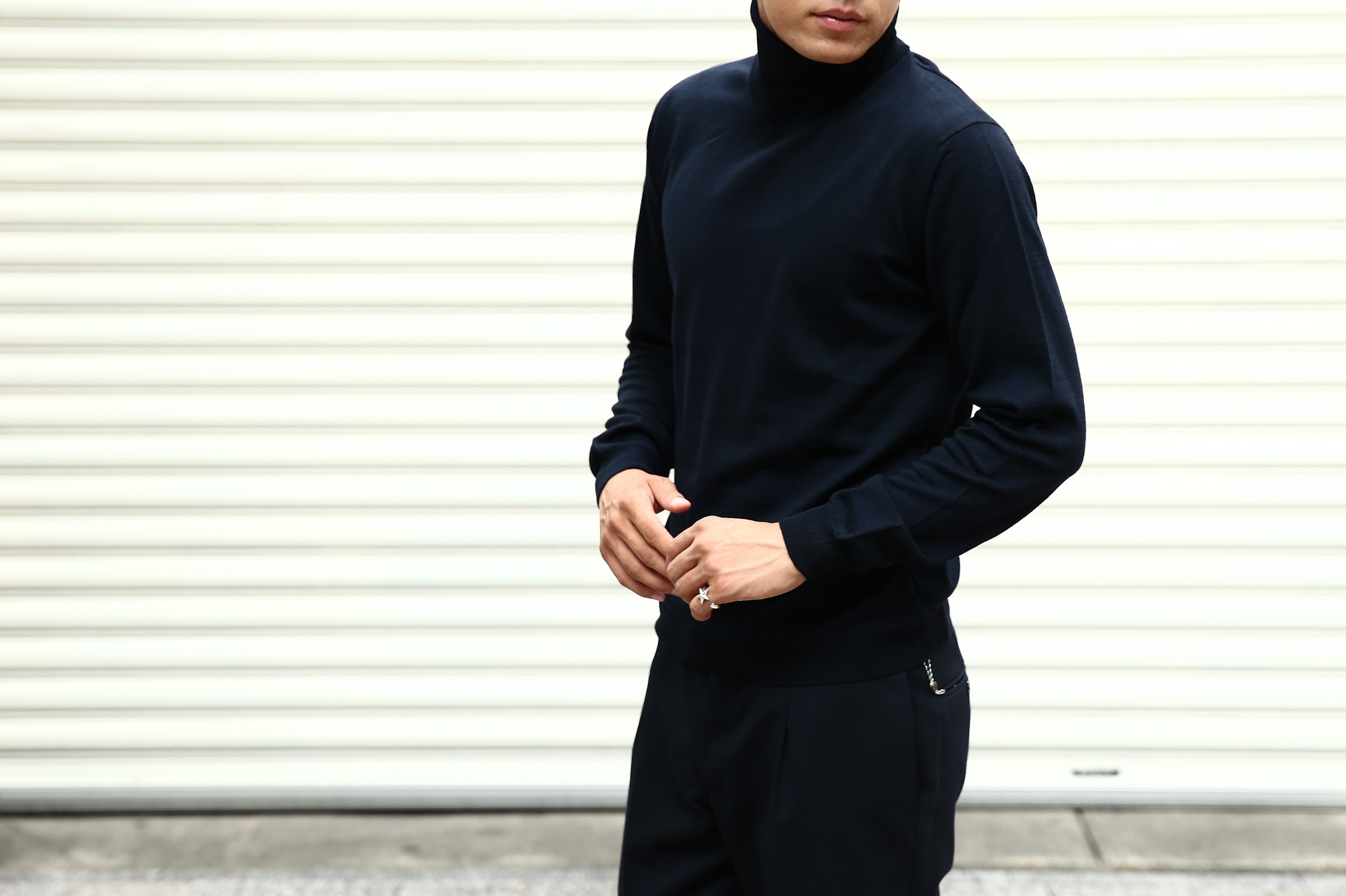 【ZANONE / ザノーネ】 Turtle Neck Sweater タートルネックセーター VIRGIN WOOL 100% ヴァージンウール100% ハイゲージウールニットセーター NAVY (ネイビー・Z1375) made in italy (イタリア製) 2017 秋冬新作 made in italy (イタリア製) 2017 秋冬新作 zanone ザノーネ タートルネック 愛知 名古屋 Alto e Diritto アルト エ デリット タートル