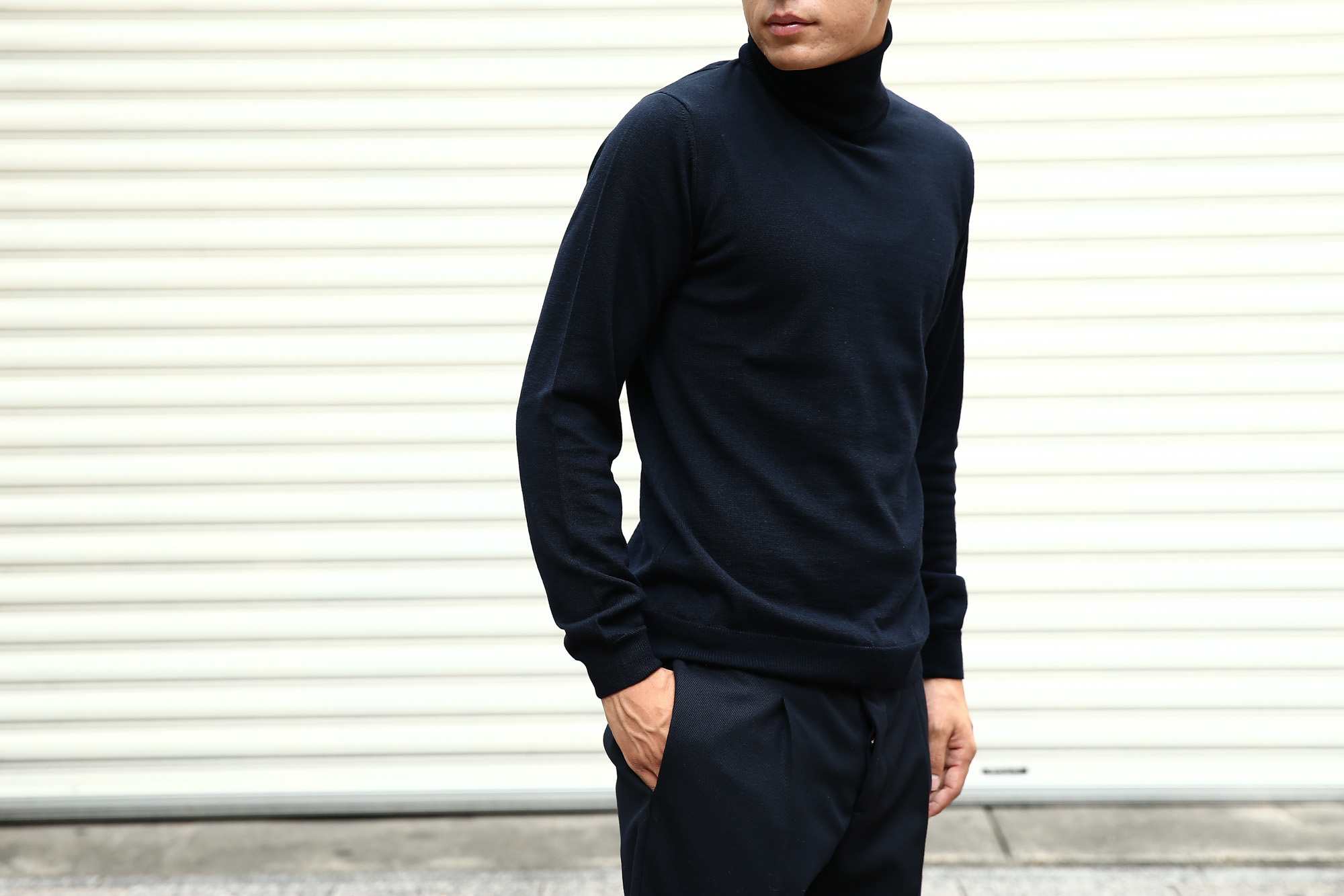 【ZANONE / ザノーネ】 Turtle Neck Sweater タートルネックセーター VIRGIN WOOL 100% ヴァージンウール100% ハイゲージウールニットセーター NAVY (ネイビー・Z1375) made in italy (イタリア製) 2017 秋冬新作 made in italy (イタリア製) 2017 秋冬新作 zanone ザノーネ タートルネック 愛知 名古屋 Alto e Diritto アルト エ デリット タートル