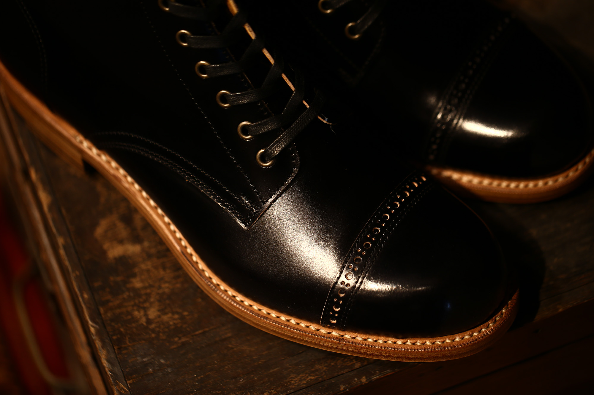 Cuervo (クエルボ) 【2017 AW NEW MODEL】 Romeo(ロメオ) 【CORDOVAN / コードバン】 Goodyear Welt Process グッドイヤーウェルト製法 Double Leather Sole ダブルレザーソール セミドレスブーツ レザーブーツ ドレスシューズ BLACK (ブラック・BK) MADE IN JAPAN(日本製) 【Special Model 1st sample】cuervoクエルボ ブーツ 愛知 名古屋 Alto e Diritto アルト エ デリット 5.5,6,6.5,7,7.5,8,8.5,9,9.5