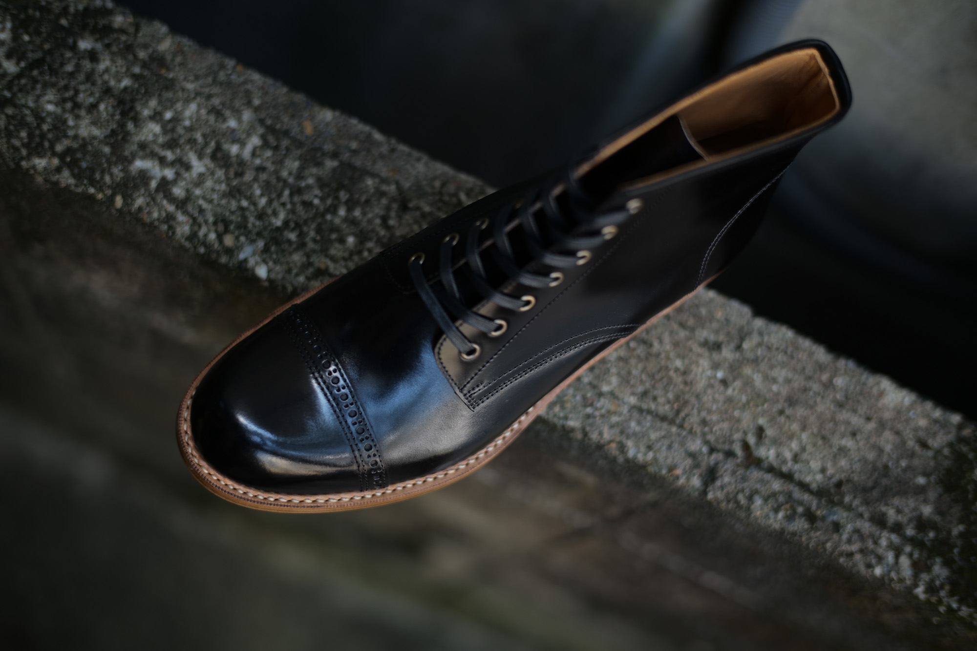 Cuervo (クエルボ) 【2017 AW NEW MODEL】 Romeo(ロメオ) 【CORDOVAN // コードバン】 Goodyear Welt Process グッドイヤーウェルト製法 Double Leather Sole ダブルレザーソール セミドレスブーツ レザーブーツ ドレスシューズ BLACK (ブラック・BK) MADE IN JAPAN(日本製) 【Special Model 1st sample】cuervoクエルボ ブーツ 愛知 名古屋 Alto e Diritto アルト エ デリット 5.5,6,6.5,7,7.5,8,8.5,9,9.5