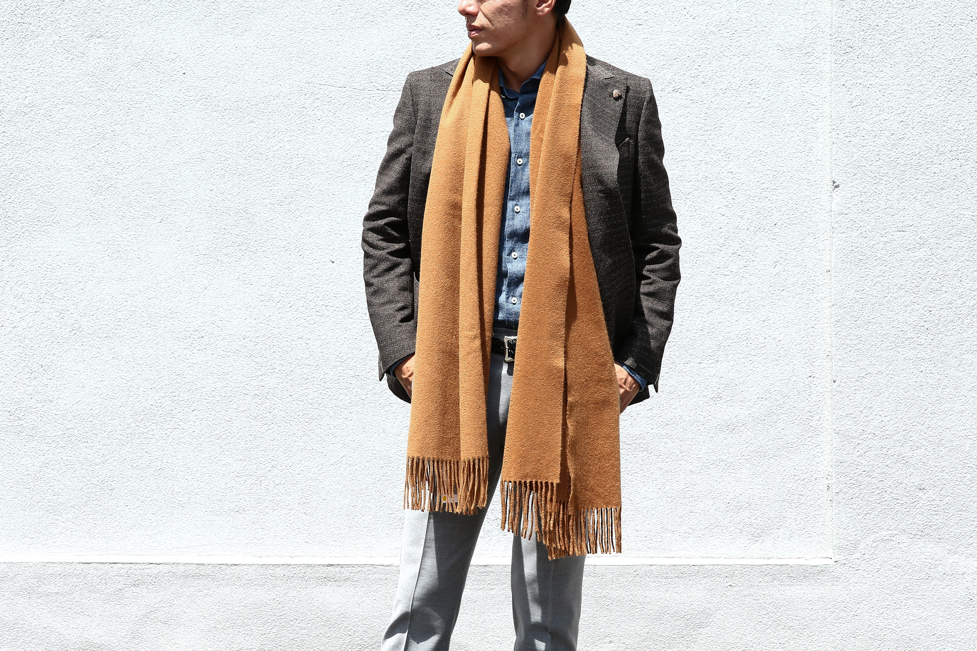 Johnstons (ジョンストンズ) WA56 STOLE Cashmere 100% カシミア 大判 ストール DARK CAMEL (ダークキャメル・SB0311) Made in Scotland (スコットランド製) 2017秋冬　johnstons 愛知 名古屋 Alto e Diritto アルト エ デリット WA56 WA57 大判 ストール カシミア ウール ニットウェア CASHIMERE　CAMEL HAIR　キャメルヘアー  LAMBS WOOL  MERINO WOOL メリノウール ストール マフラー ショールカラー ニット クルーニット タートルニット　SE7234　Merlot　SE7233 Port　SD4415 Nightshade　HA0200 Light Grey　SB0026 Powder　SB0204 Snow　HD0027 Vintage Blue　SD0707 Navy　SC7140 Peacock　SC0700 Tartan Green　SB1058 Cream　HB0333 otter　SB0311 Dark Camel　SA0000 White　HA0200 Light Grey　HA0501 Mid Gey　SA0900 Black