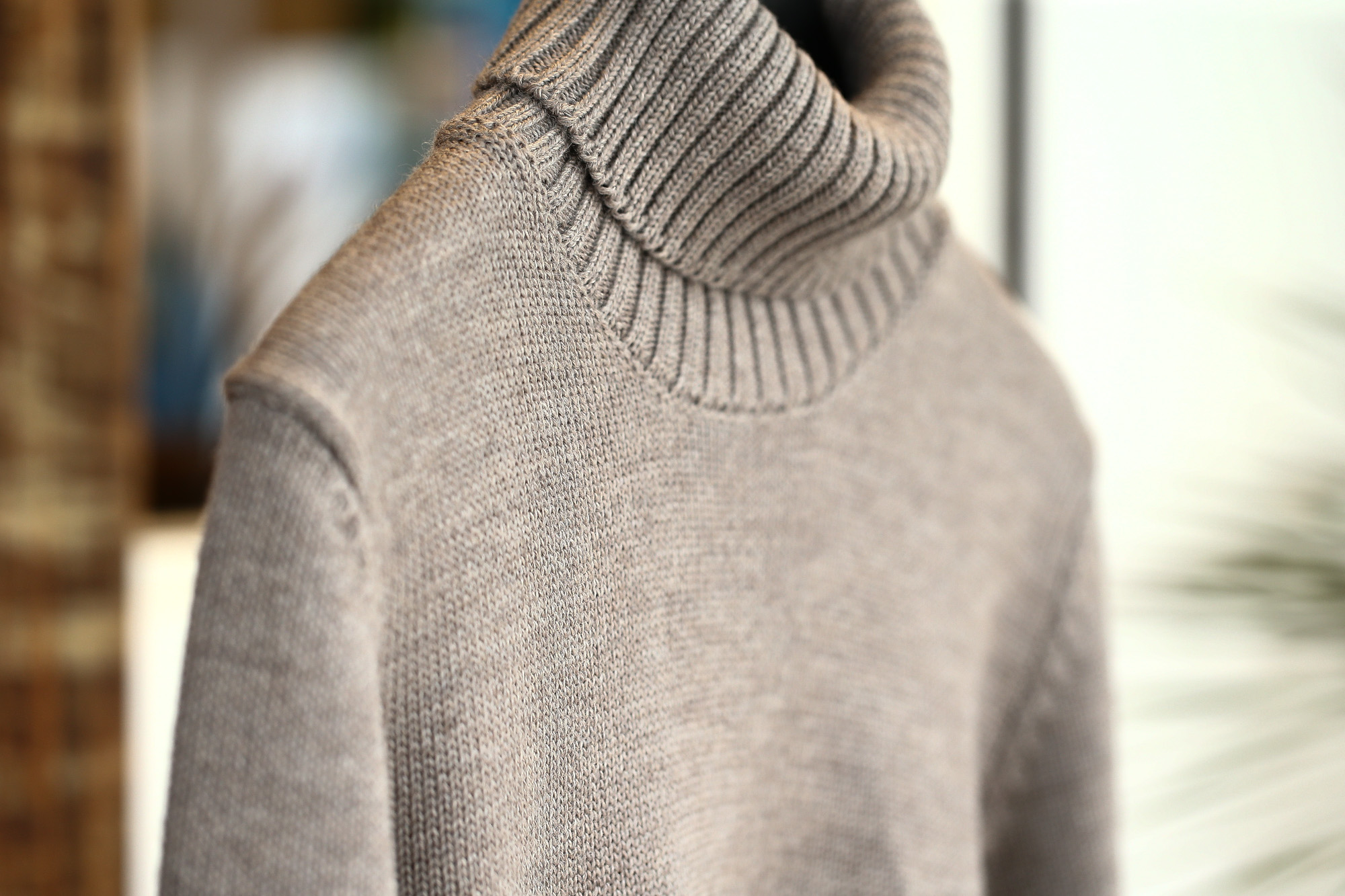 ZANONE (ザノーネ) Turtle Neck Sweater タートルネックセーター VIRGIN WOOL 100% ミドルゲージ ウールニット セーター GREGE (グレージュ・Z2873)  made in italy (イタリア製) 2017 秋冬新作 zanone ザノーネ 愛知 名古屋 Alto e Diritto アルト エ デリット タートルネック