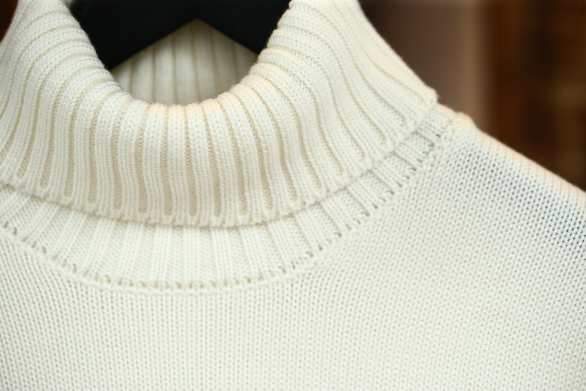 ZANONE (ザノーネ) Turtle Neck Sweater タートルネックセーター VIRGIN WOOL 100% ミドルゲージ ウールニット セーター OFF WHITE (オフホワイト・Z3623) made in italy (イタリア製) 2017 秋冬新作 zanone ザノーネ 愛知 名古屋 Alto e Diritto アルト エ デリット タートルネック