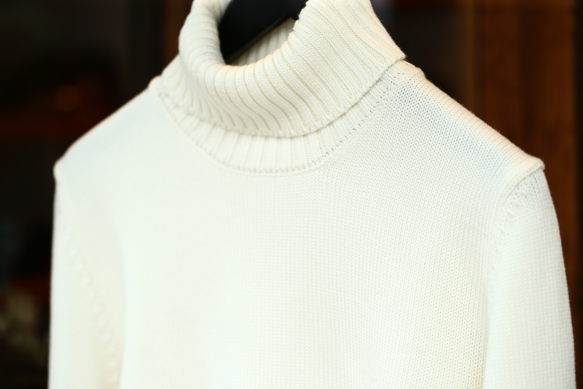 ZANONE (ザノーネ) Turtle Neck Sweater タートルネックセーター VIRGIN WOOL 100% ミドルゲージ ウールニット セーター OFF WHITE (オフホワイト・Z3623) made in italy (イタリア製) 2017 秋冬新作 zanone ザノーネ 愛知 名古屋 Alto e Diritto アルト エ デリット タートルネック