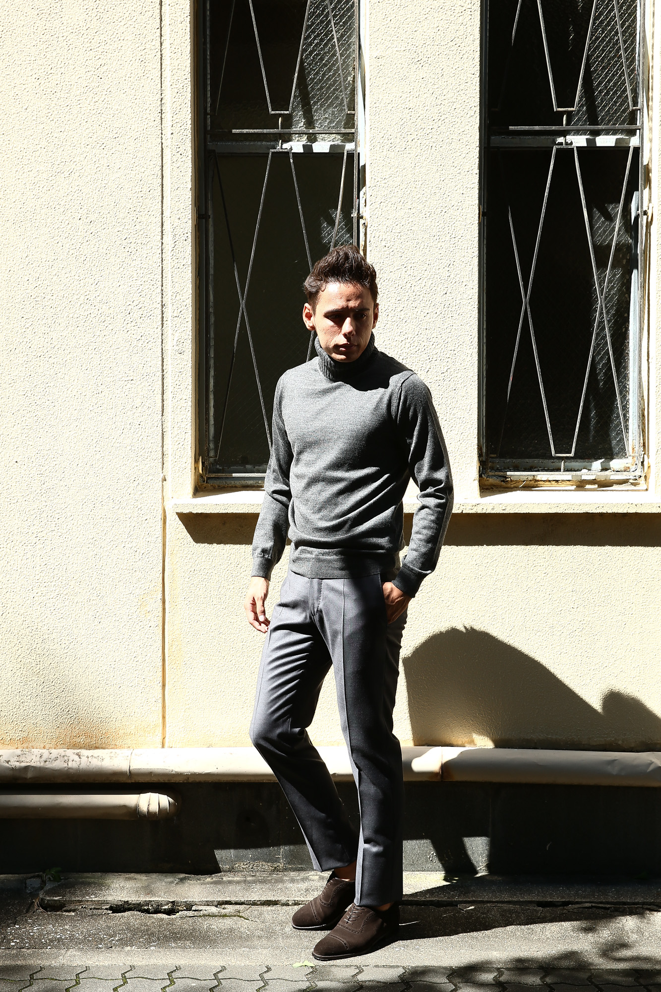 【Cruciani / クルチアーニ】 Turtle Neck Sweater (タートルネックセーター) WOOL 100% 27ゲージ＆9ゲージ ハイゲージウールニット セーター GRAY (グレー・1095) made in italy (イタリア製) 2017 秋冬新作 cruciani クルチアーニ 愛知 名古屋 タートルネック