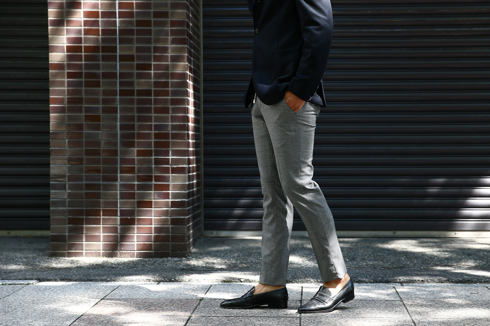 【VIGANO / ヴィガーノ】 RELAX SLACKS (リラックス スラックス) ウォッシャブルウール ハウンドトゥース テーパード イージーパンツ スラックス MEDIUM GRAY (ミディアムグレー・951) 2017 秋冬新作 vigano 愛知 名古屋 Alto e Diritto アルト エ デリット