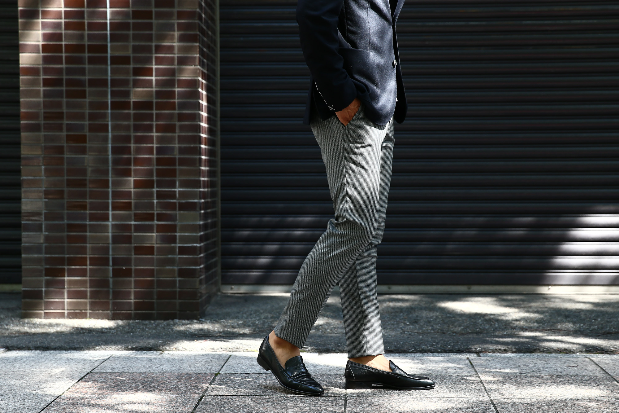 【VIGANO / ヴィガーノ】 RELAX SLACKS (リラックス スラックス) ウォッシャブルウール ハウンドトゥース テーパード イージーパンツ スラックス MEDIUM GRAY (ミディアムグレー・951) 2017 秋冬新作 vigano 愛知 名古屋 Alto e Diritto アルト エ デリット