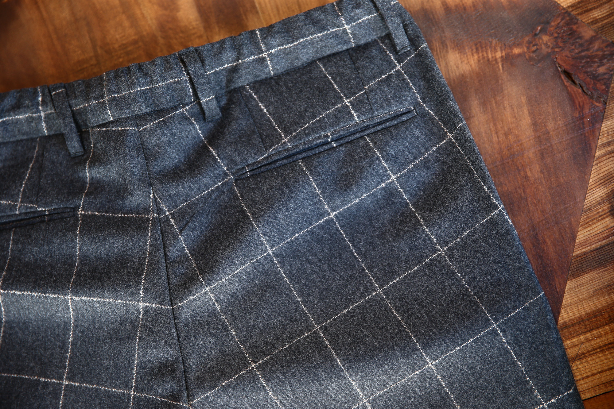 VIGANO (ヴィガーノ) RELAX SLACKS (リラックス スラックス) ウィンドウペンチェック ウール テーパード イージーパンツ スラックス MEDIUM GRAY (ミディアムグレー・951) 2017 秋冬新作 vigano 愛知 名古屋 Alto e Diritto アルト エ デリット