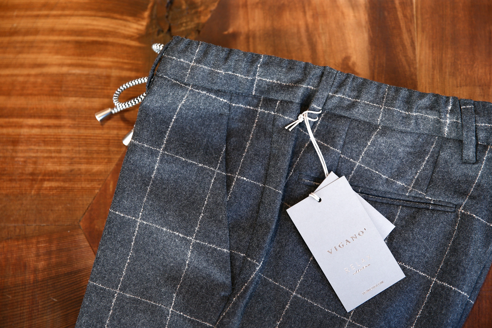 VIGANO (ヴィガーノ) RELAX SLACKS (リラックス スラックス) ウィンドウペンチェック ウール テーパード イージーパンツ スラックス MEDIUM GRAY (ミディアムグレー・951) 2017 秋冬新作 vigano 愛知 名古屋 Alto e Diritto アルト エ デリット