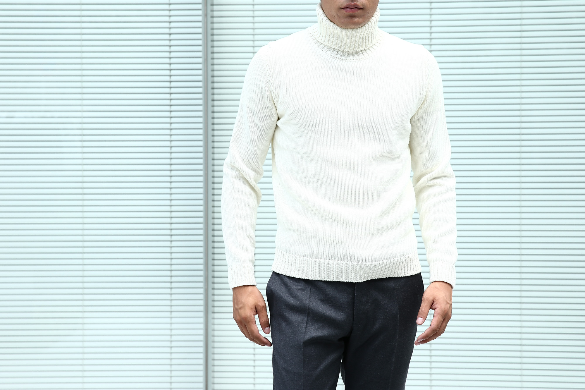 【ZANONE // ザノーネ】 Turtle Neck Sweater タートルネックセーター VIRGIN WOOL 100% ミドルゲージ ウールニット セーター OFF WHITE (オフホワイト・Z3623) made in italy (イタリア製) 2017 秋冬新作 zanone ザノーネ 愛知 名古屋 Alto e Diritto アルト エ デリット タートルネック