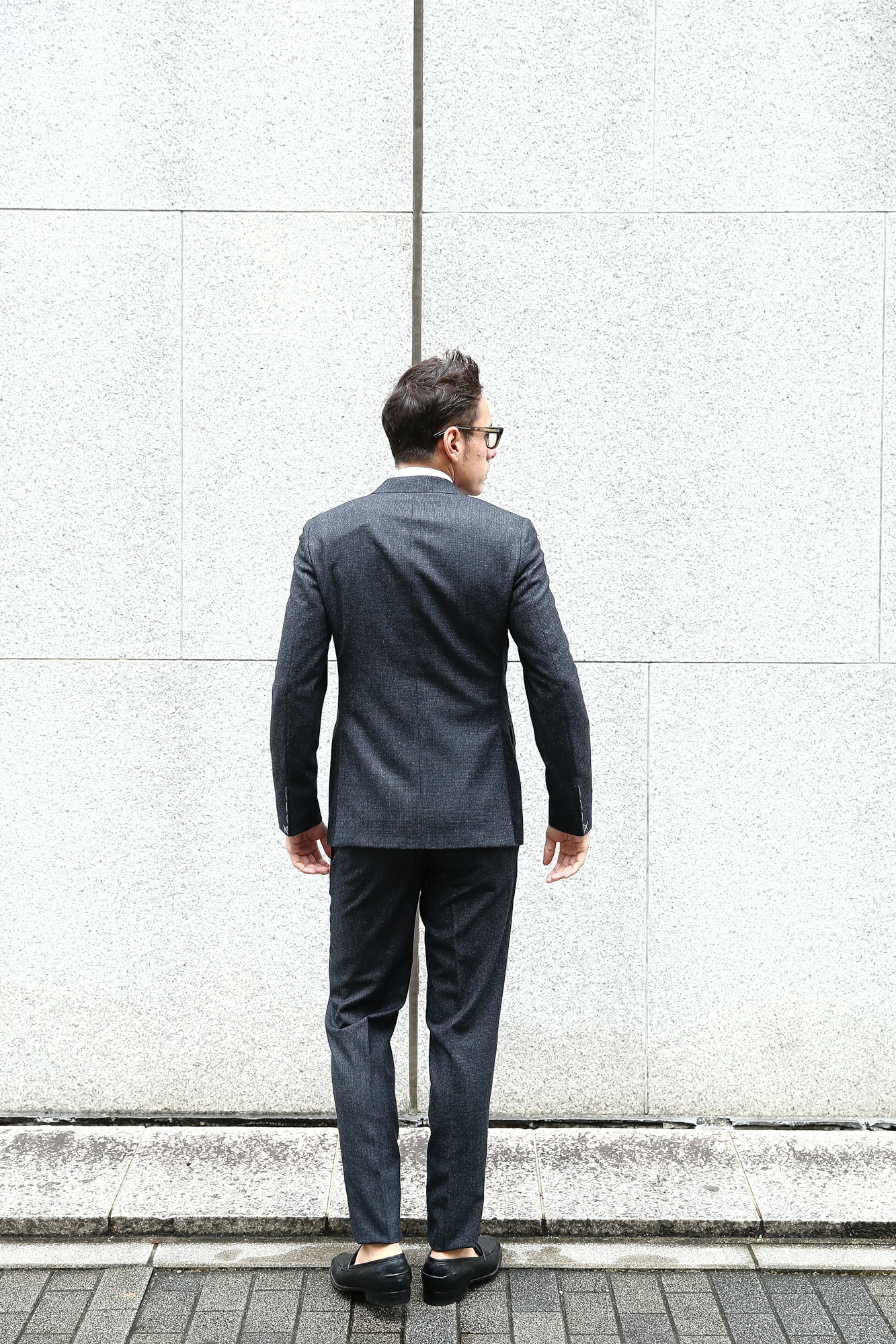 オンライン再販業者 ✨高級品✨ ボリオリ　スーツ　DOVER　イタリア製　紺　チェック　48L相当 セットアップ
