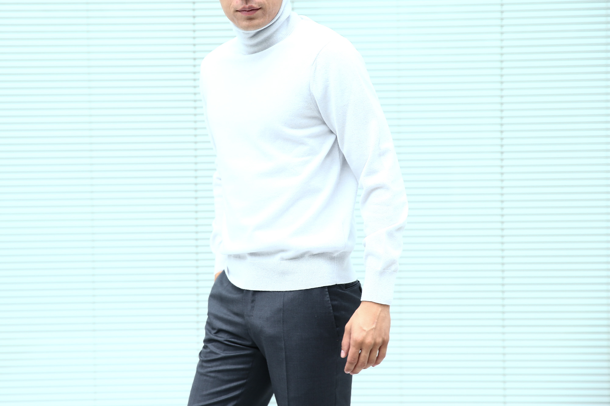 Cruciani (クルチアーニ) Cashmere Turtle Neck Sweater (カシミヤ 
