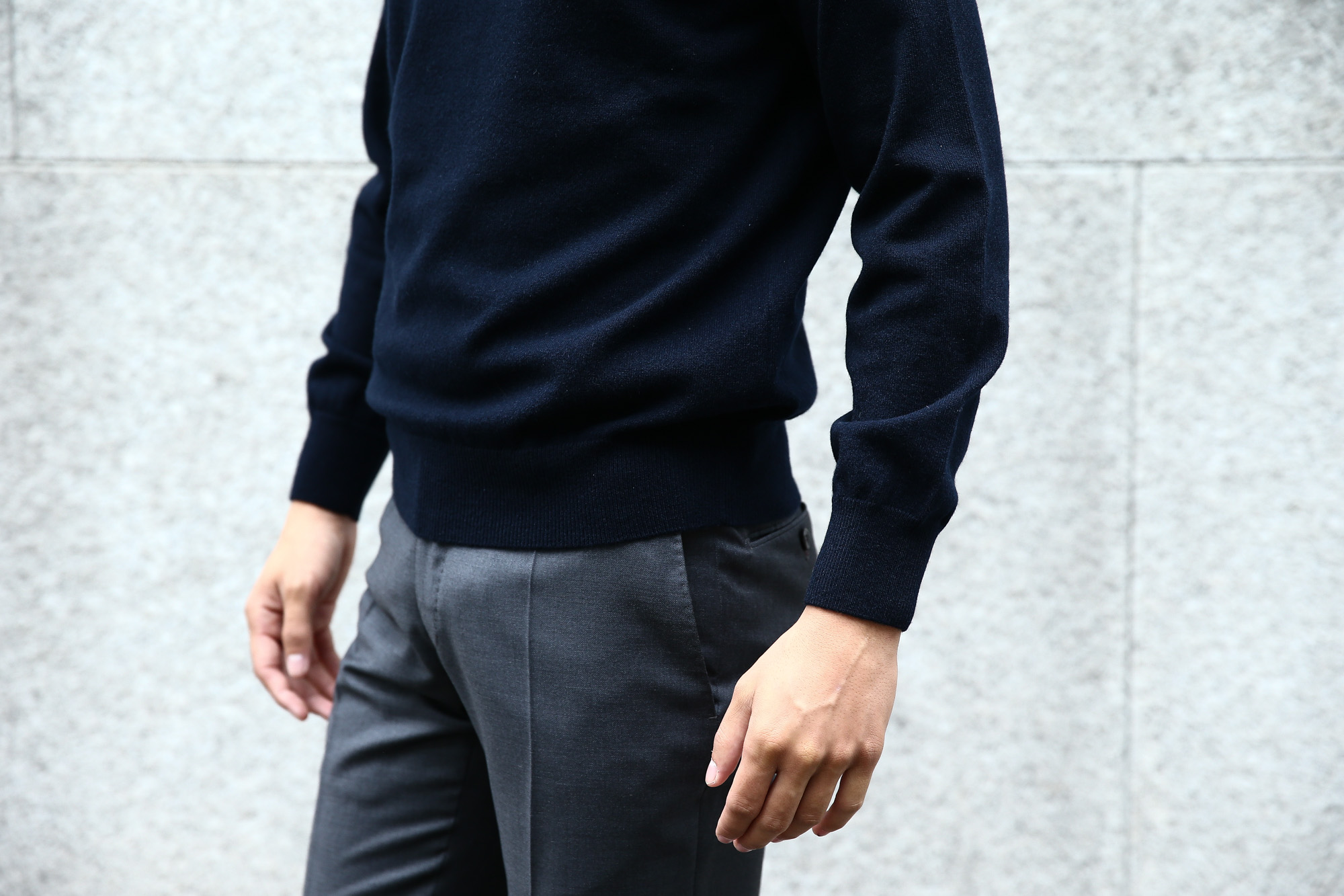 Cruciani (クルチアーニ) Cashmere Turtle Neck Sweater (カシミヤタートルネックセーター) Cashmere 100% 27ゲージ ハイゲージ カシミヤニット セーター NAVY (ネイビー・20147) made in italy (イタリア製) 2017 秋冬新作 cruciani クルチアーニ 愛知 カシミア 名古屋 タートルネック