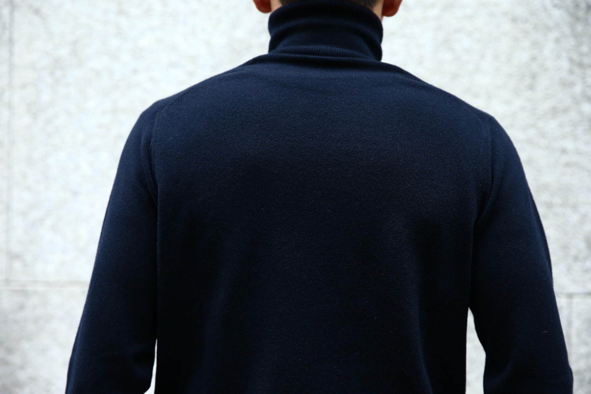 Cruciani (クルチアーニ) Cashmere Turtle Neck Sweater (カシミヤタートルネックセーター) Cashmere 100% 27ゲージ ハイゲージ カシミヤニット セーター NAVY (ネイビー・20147) made in italy (イタリア製) 2017 秋冬新作 cruciani クルチアーニ 愛知 カシミア 名古屋 タートルネック