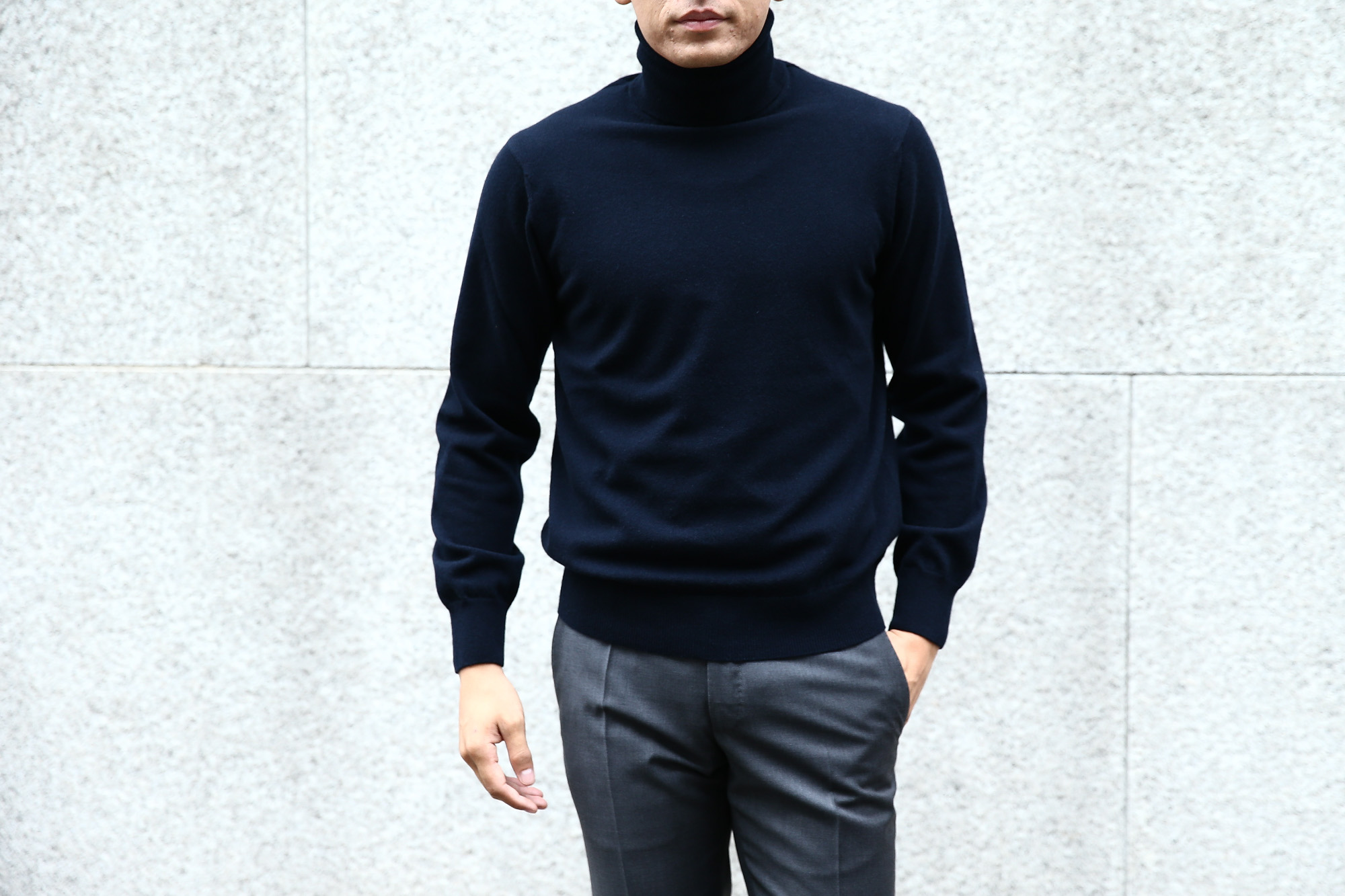 Cruciani (クルチアーニ) Cashmere Turtle Neck Sweater (カシミヤタートルネックセーター) Cashmere 100% 27ゲージ ハイゲージ カシミヤニット セーター NAVY (ネイビー・20147) made in italy (イタリア製) 2017 秋冬新作 cruciani クルチアーニ 愛知 カシミア 名古屋 タートルネック