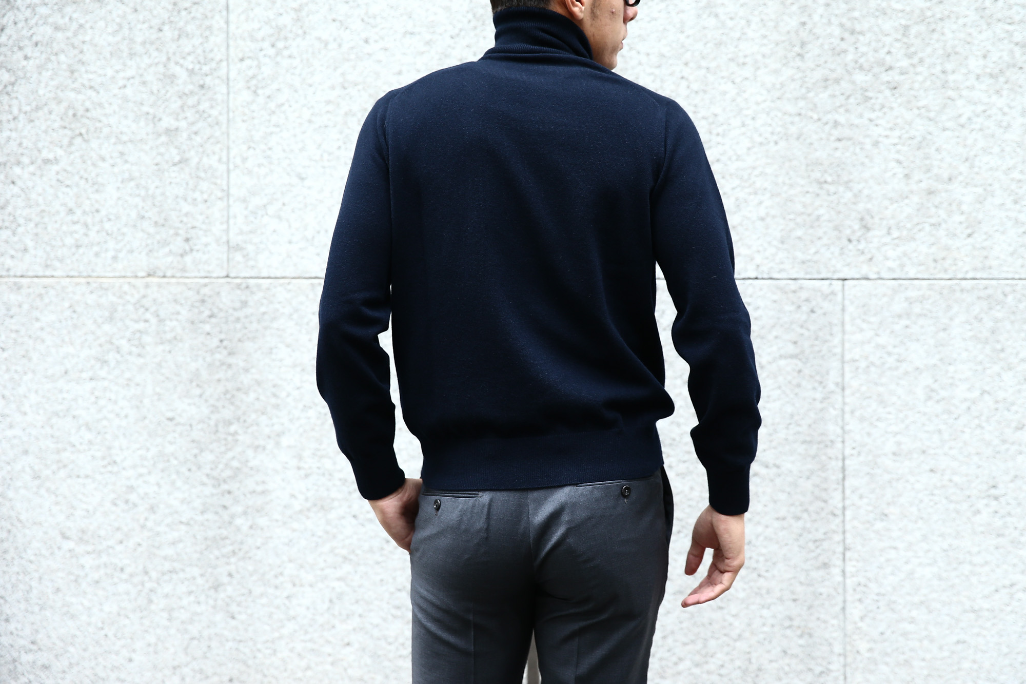 Cruciani (クルチアーニ) Cashmere Turtle Neck Sweater (カシミヤタートルネックセーター) Cashmere 100% 27ゲージ ハイゲージ カシミヤニット セーター NAVY (ネイビー・20147) made in italy (イタリア製) 2017 秋冬新作 cruciani クルチアーニ 愛知 カシミア 名古屋 タートルネック