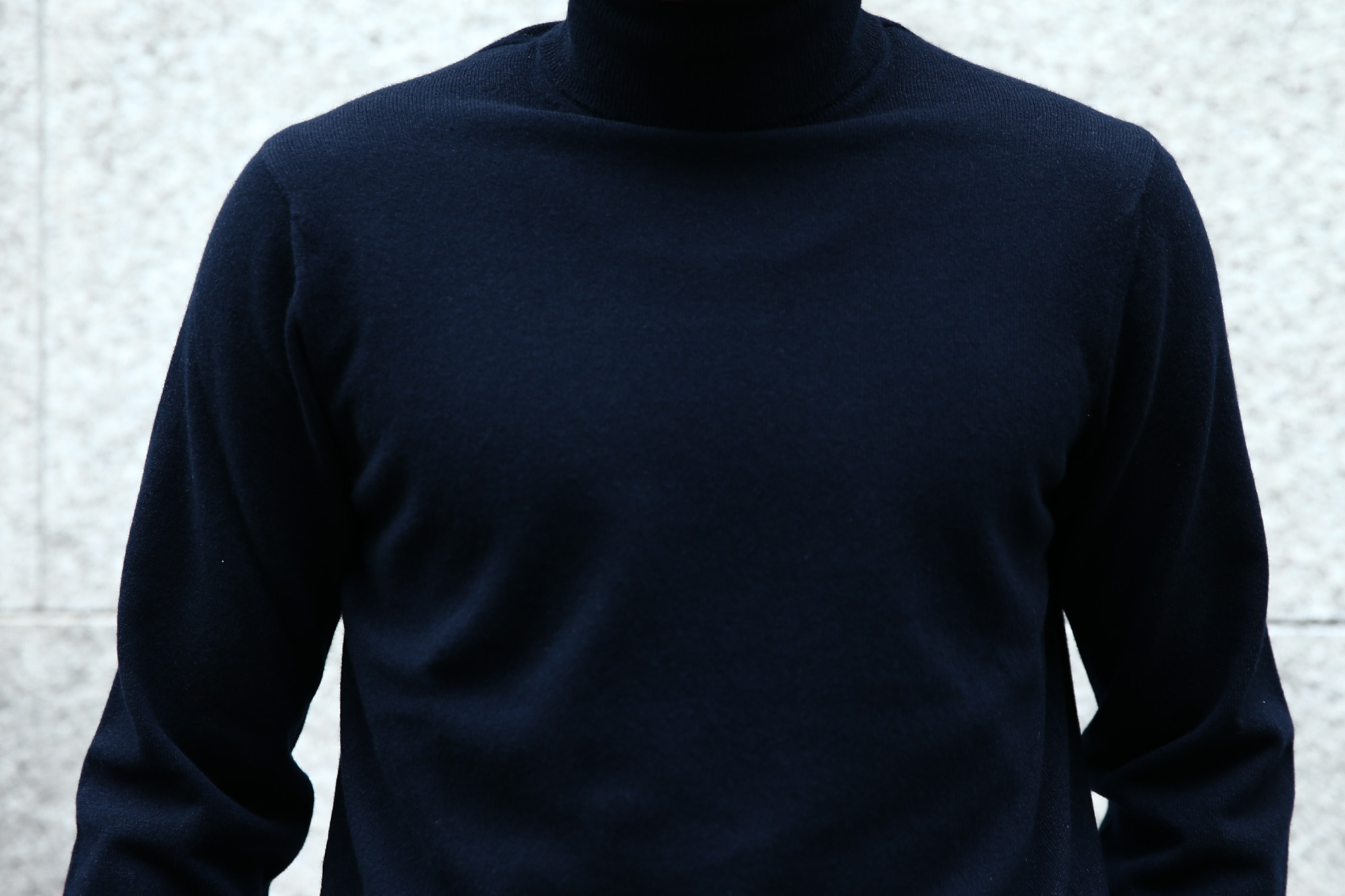 Cruciani (クルチアーニ) Cashmere Turtle Neck Sweater (カシミヤタートルネックセーター) Cashmere 100% 27ゲージ ハイゲージ カシミヤニット セーター NAVY (ネイビー・20147) made in italy (イタリア製) 2017 秋冬新作 cruciani クルチアーニ 愛知 カシミア 名古屋 タートルネック