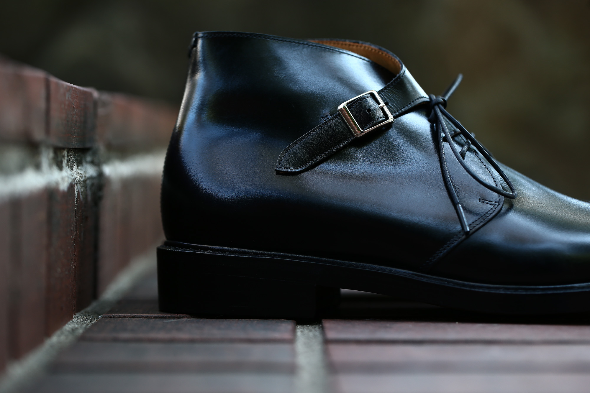 Cuervo (クエルボ) 【Derringer /// デリンジャー】 Annonay Vocalou Calf Leather アノネイ社 ボカルーカーフレザー Double Leather Sole Chukka Boots チャッカブーツ  BLACK(ブラック) MADE IN JAPAN(日本製) 2017 秋冬新作 Annonay Vocalou Calf Leather Goodyear Welt Process Leather Sole  BLACK MADE IN JAPAN 愛知 名古屋 Alto e Diritto アルト エ デリット クエルボ cuervo ブーツ ブライドルレザー 牛革 ブライドル ブーツ　コラボレート ヒロシツボウチ 坪内浩 エンツォボナフェ ボナフェ ベネチアンクリーム JOHN LOBB ジョンロブ CHURCH’S チャーチ JOSEPH CHEANEY ジョセフチーニー CORTHAY コルテ ALFRED SARGENT アルフレッドサージェント CROCKETT&JONES クロケットジョーンズ F.LLI GIACOMETTI フラテッリジャコメッティ ENZO BONAFE エンツォボナフェ BETTANIN&VENTURI ベッタニンヴェントゥーリ JALAN SRIWIJAYA ジャランスリウァヤ J.W.WESTON ジェイエムウエストン SANTONI サントーニ SERGIO ROSSI セルジオロッシ CARMINA カルミナ